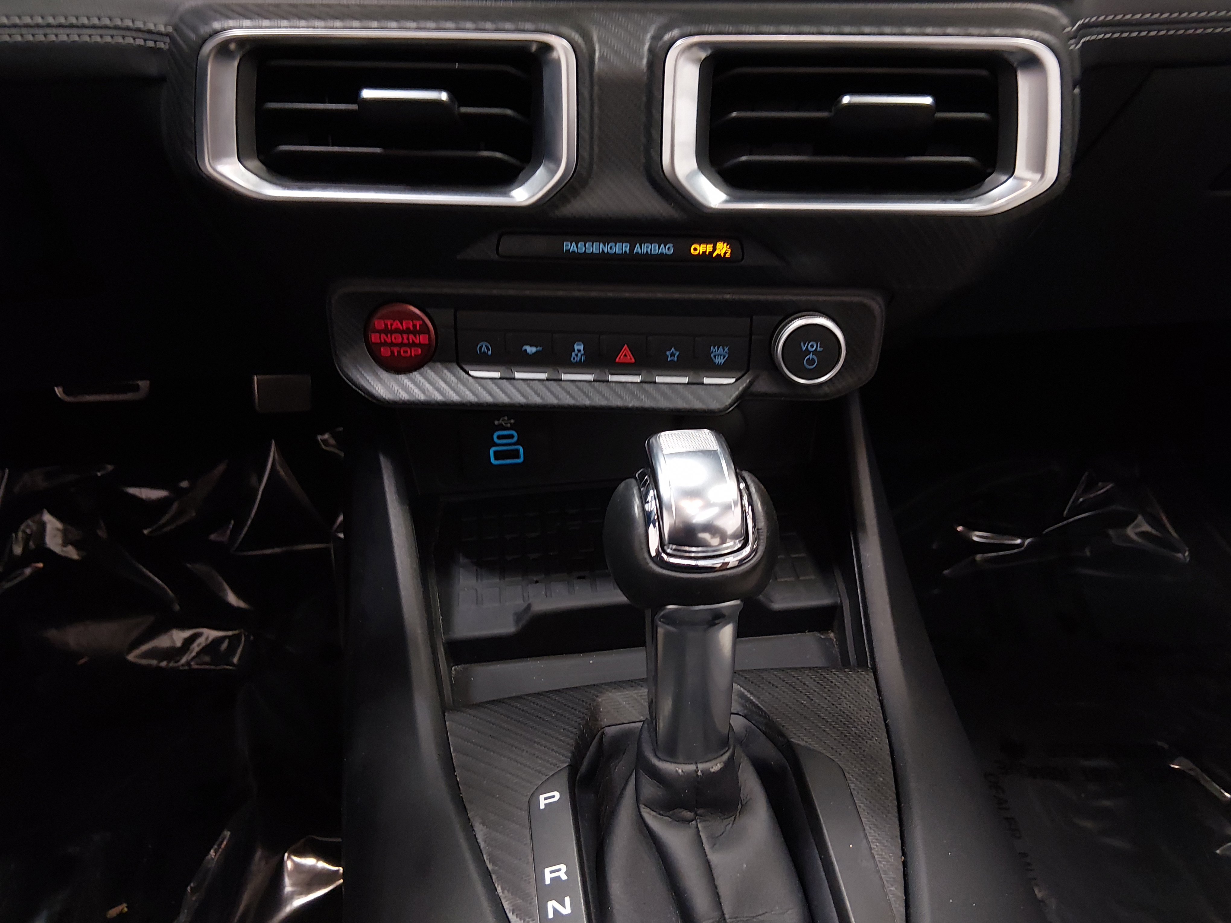 2024 Ford Mustang EcoBoost Premium - Photo 18