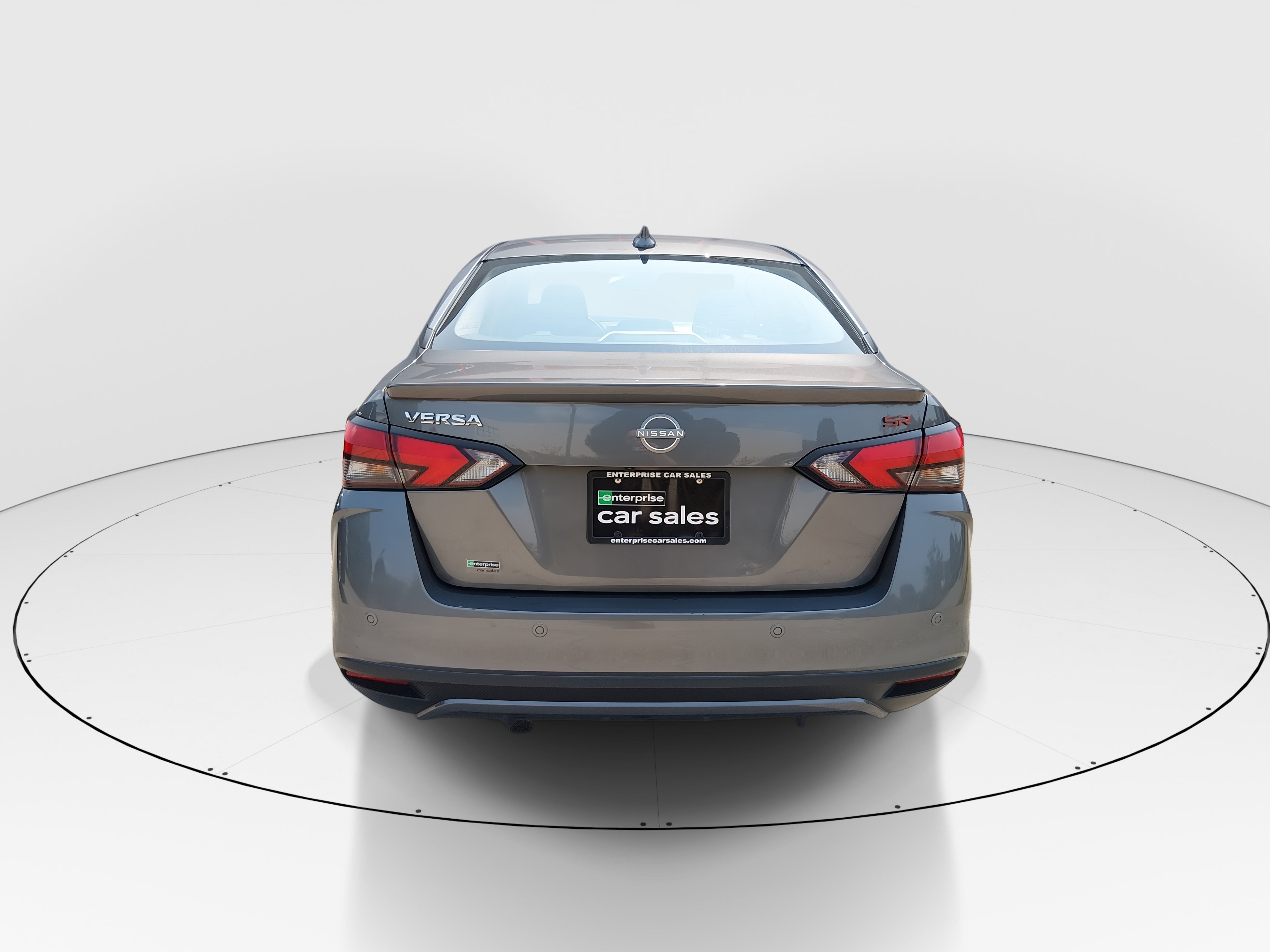 2024 Nissan Versa Sedan SR - Photo 6