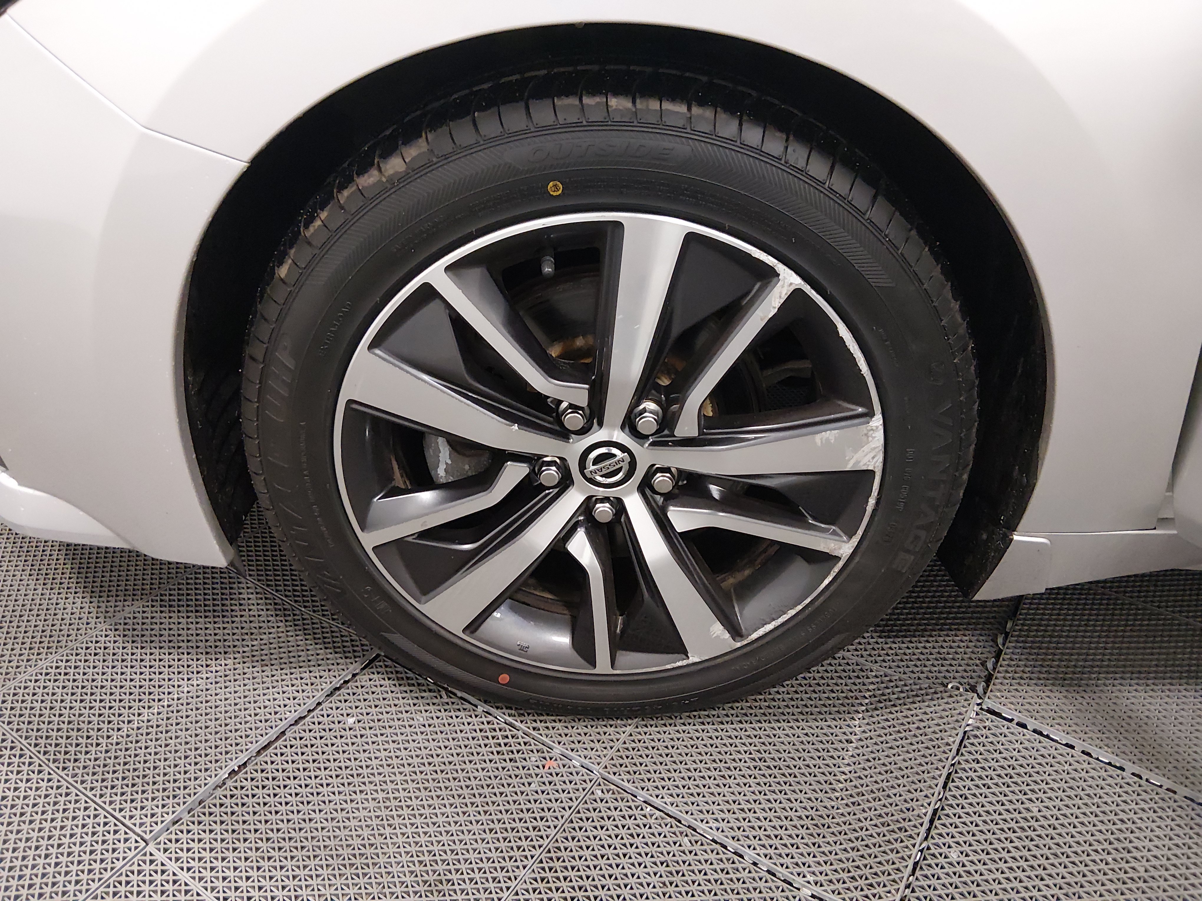 2019 Nissan Maxima SV - Photo 10