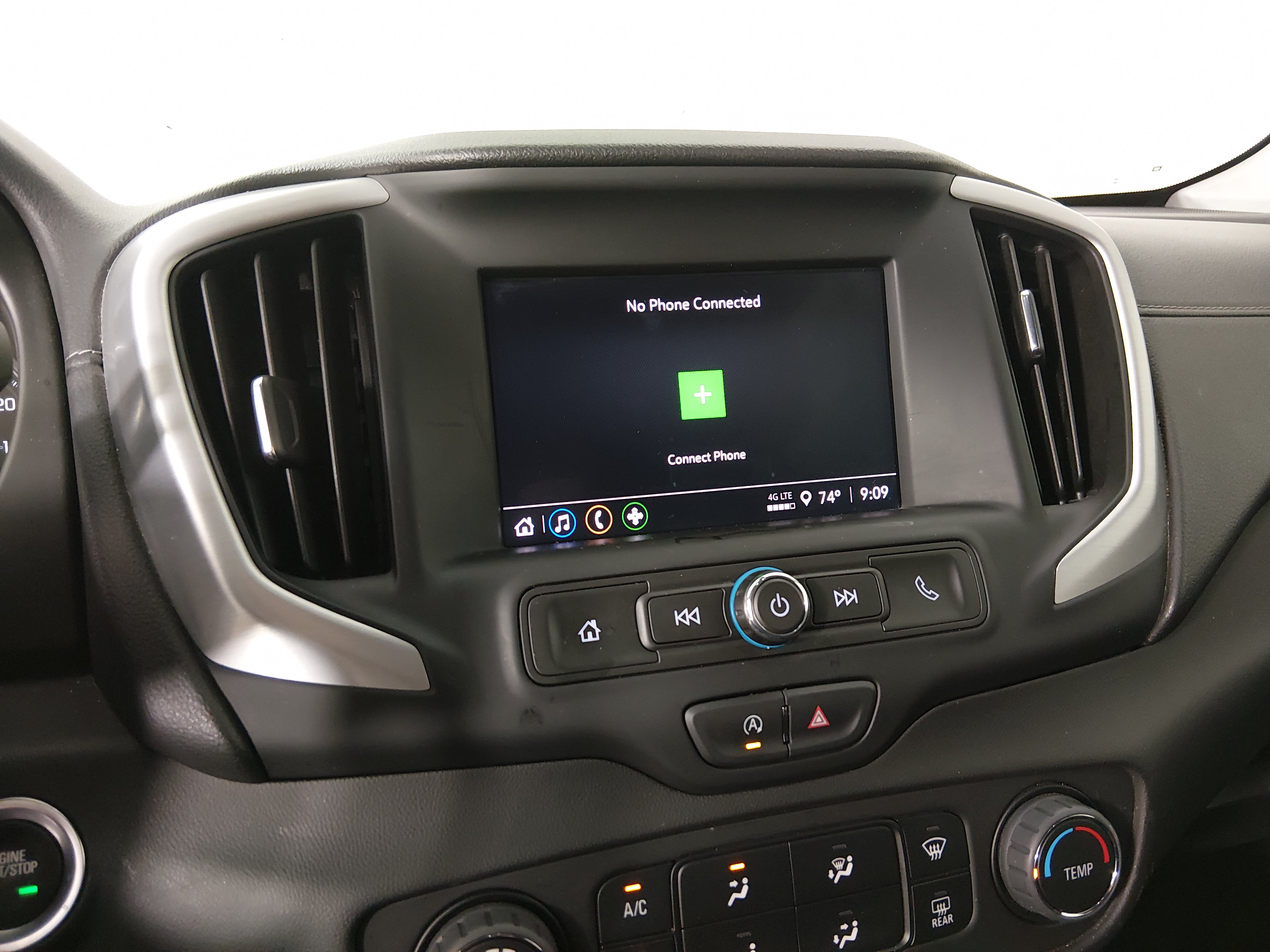 2024 GMC Terrain SLE - Photo 18