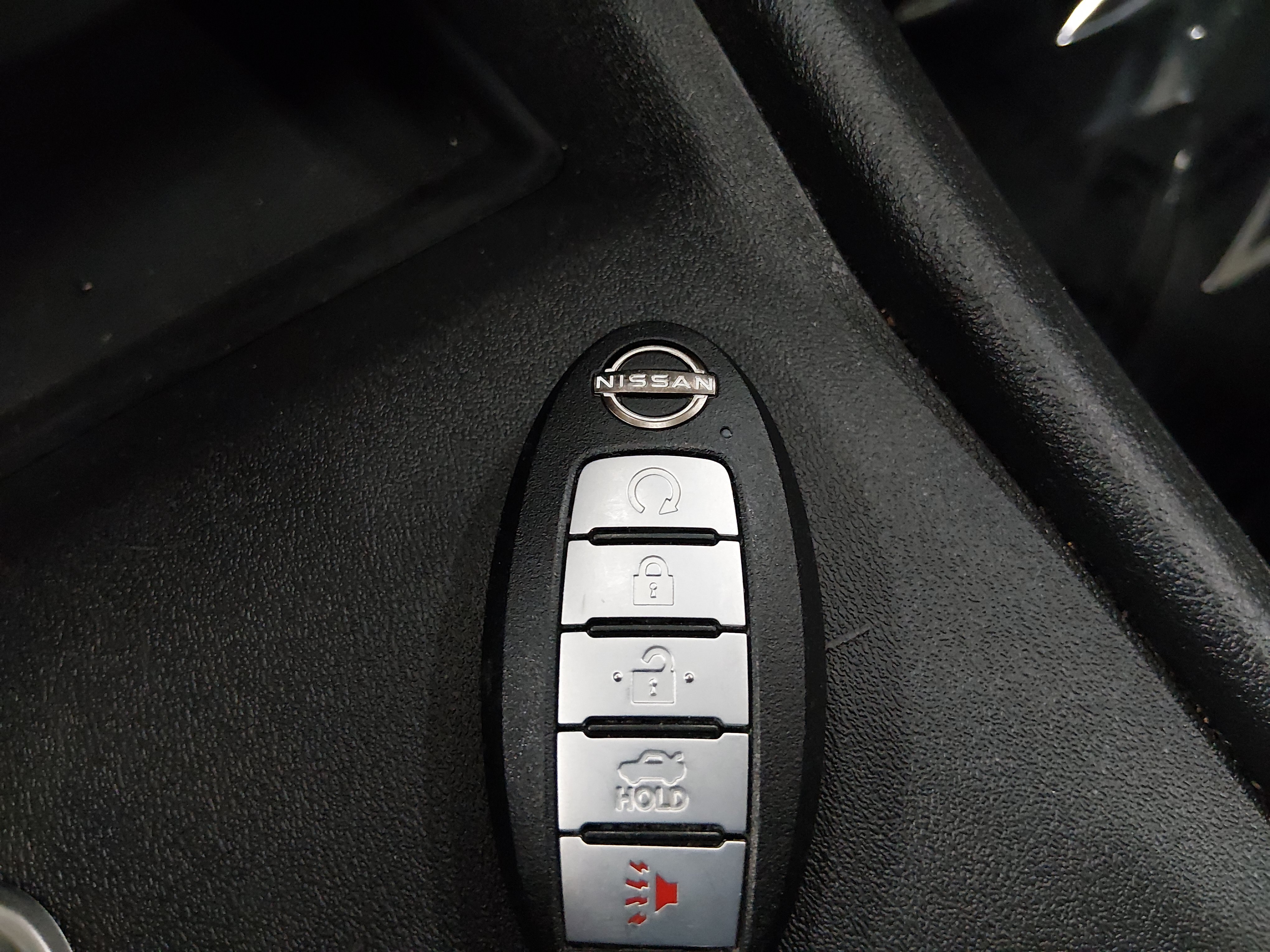 2025 Nissan Altima SV - Photo 15