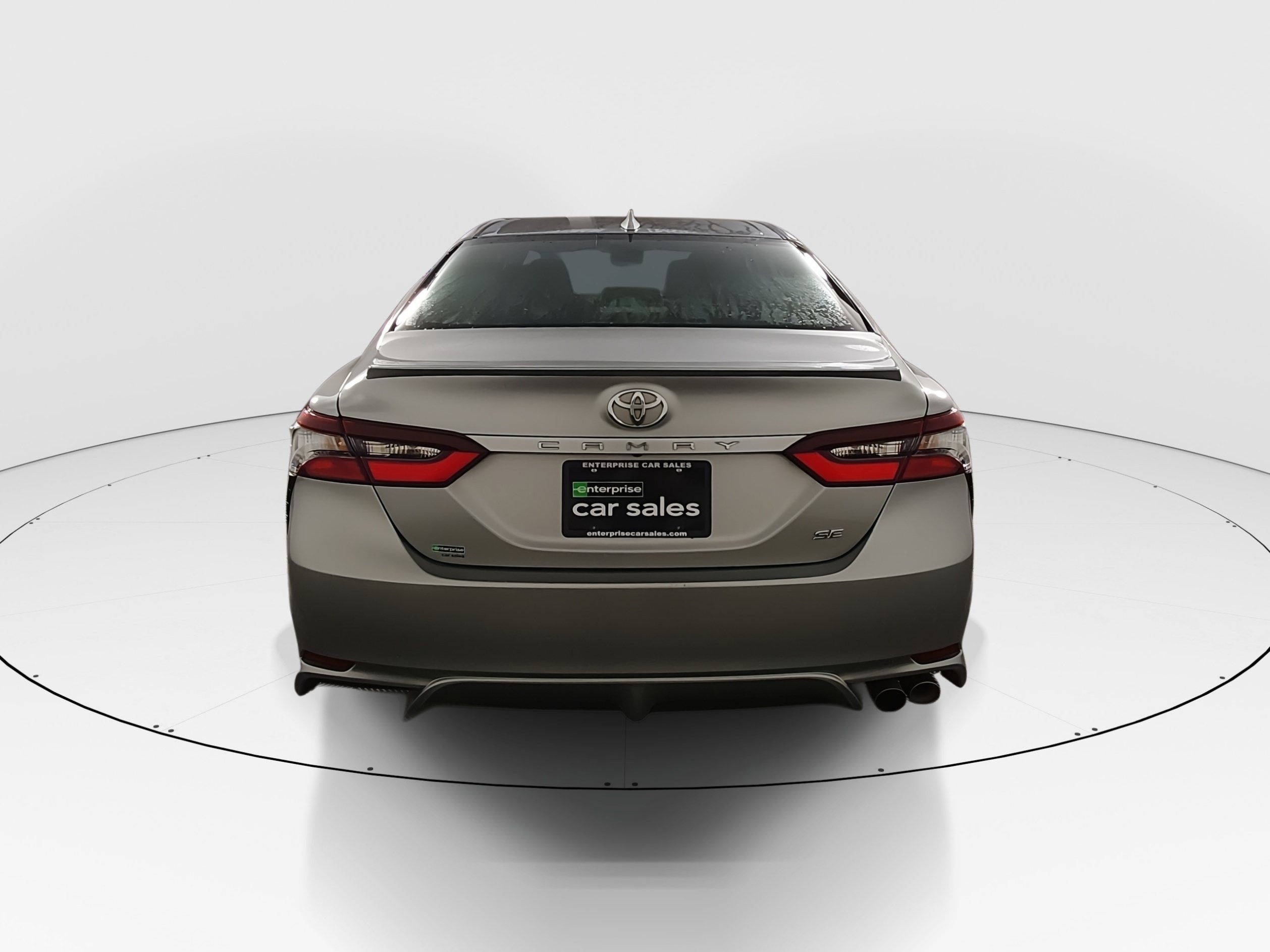 2024 Toyota Camry SE - Photo 6