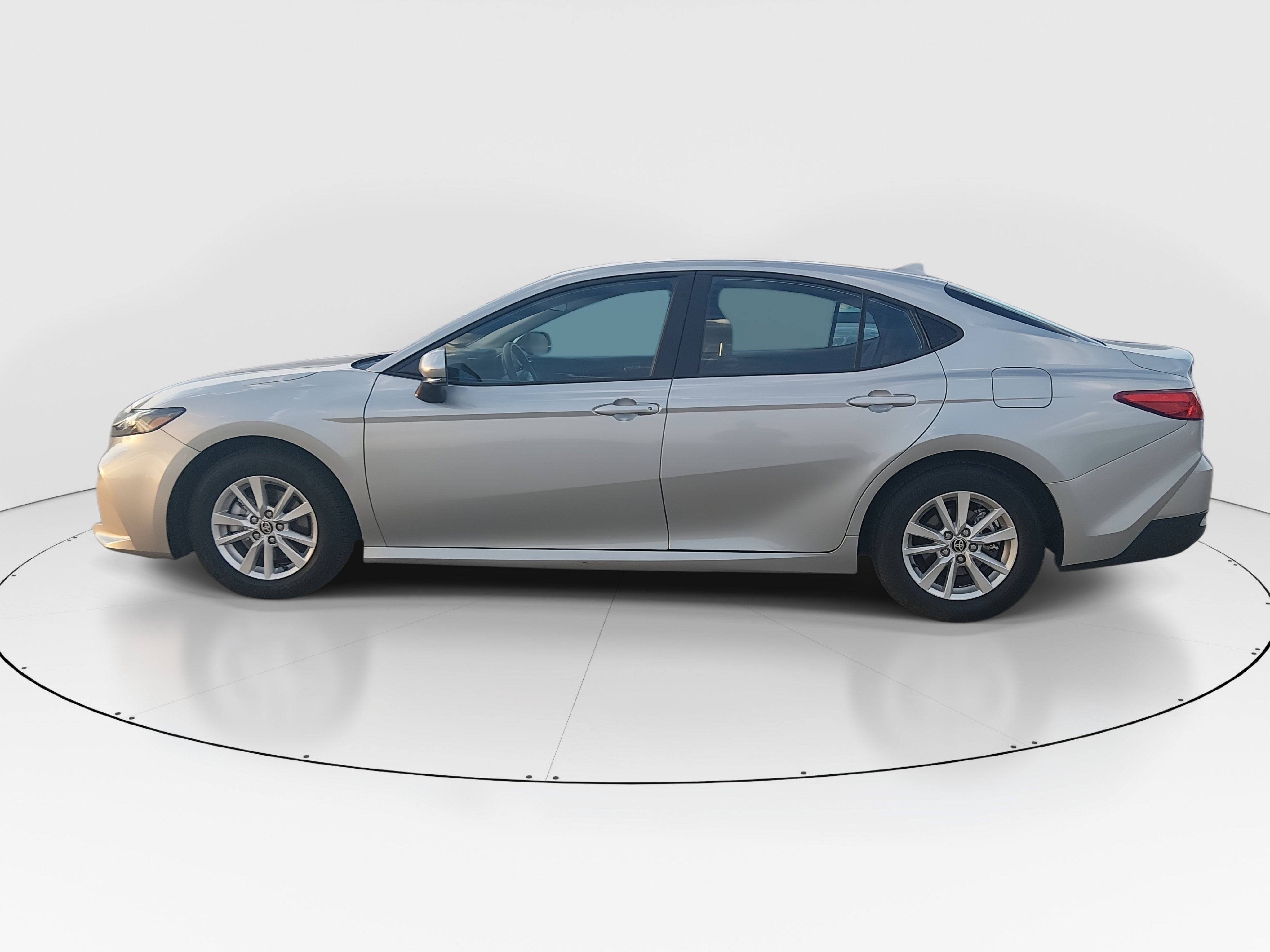 2025 Toyota Camry 4