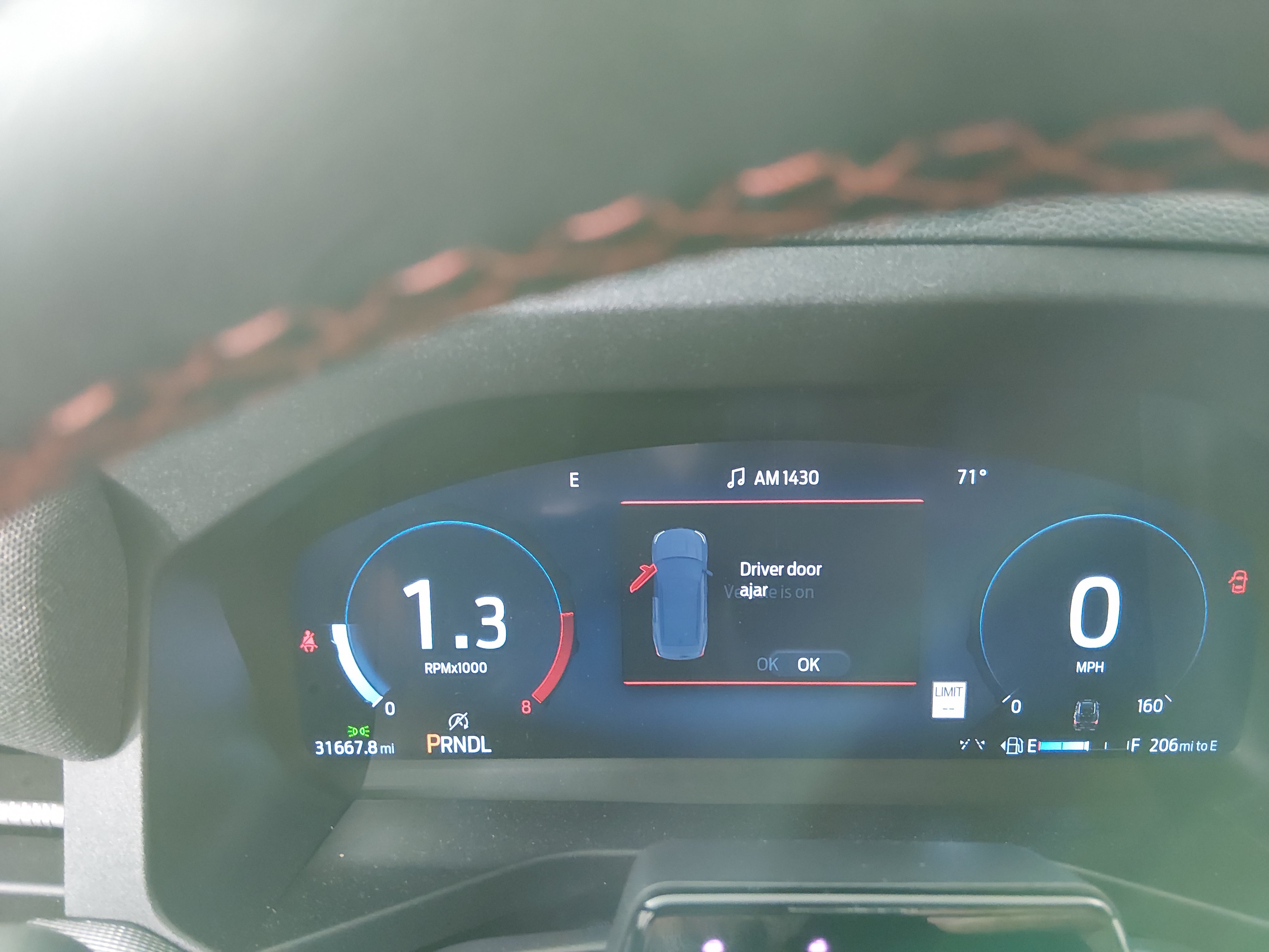2025 Ford Explorer ST-LINE - Photo 14