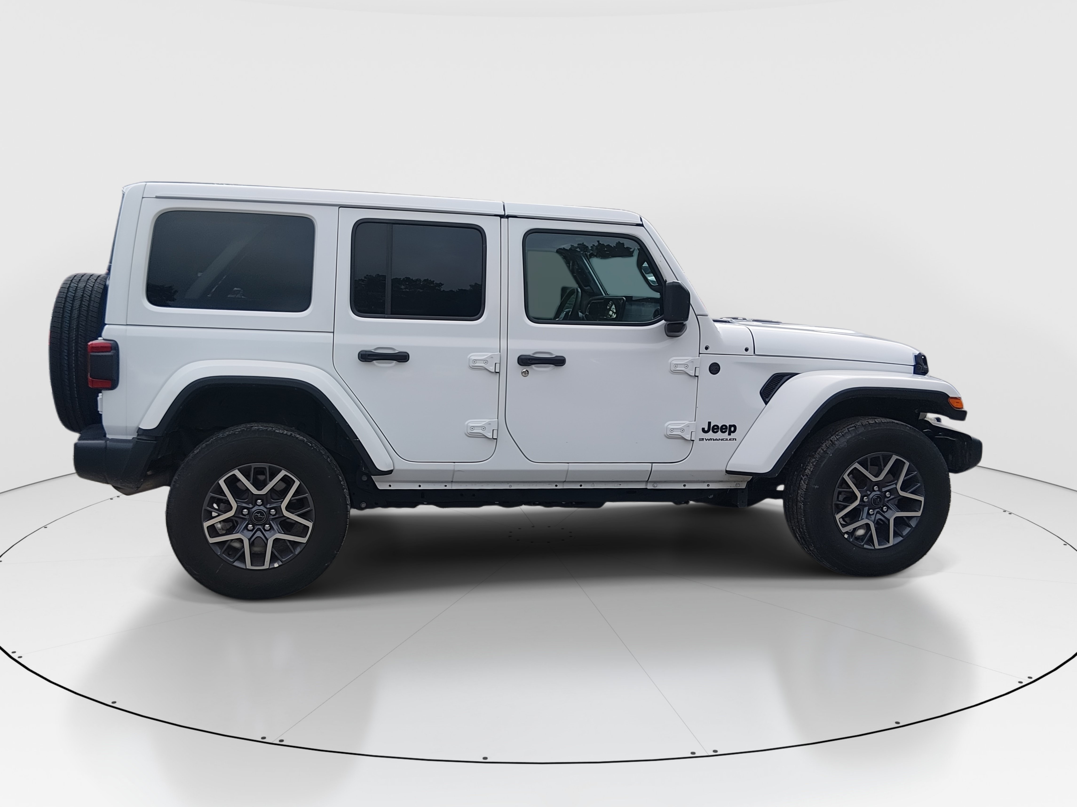2025 Jeep Wrangler 4-Door Sahara - Photo 8