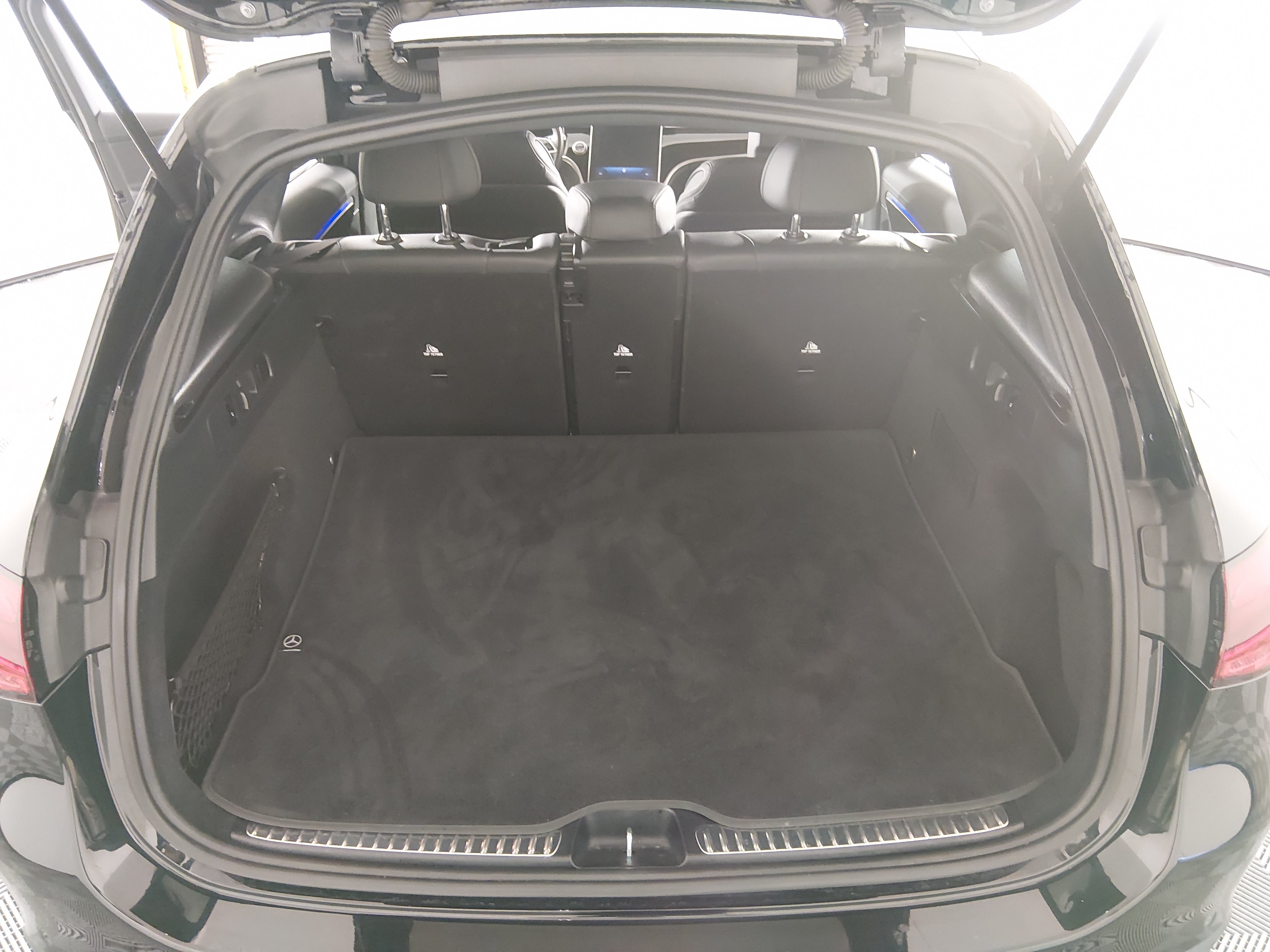 2024 Mercedes-Benz GLC GLC300 - Photo 11