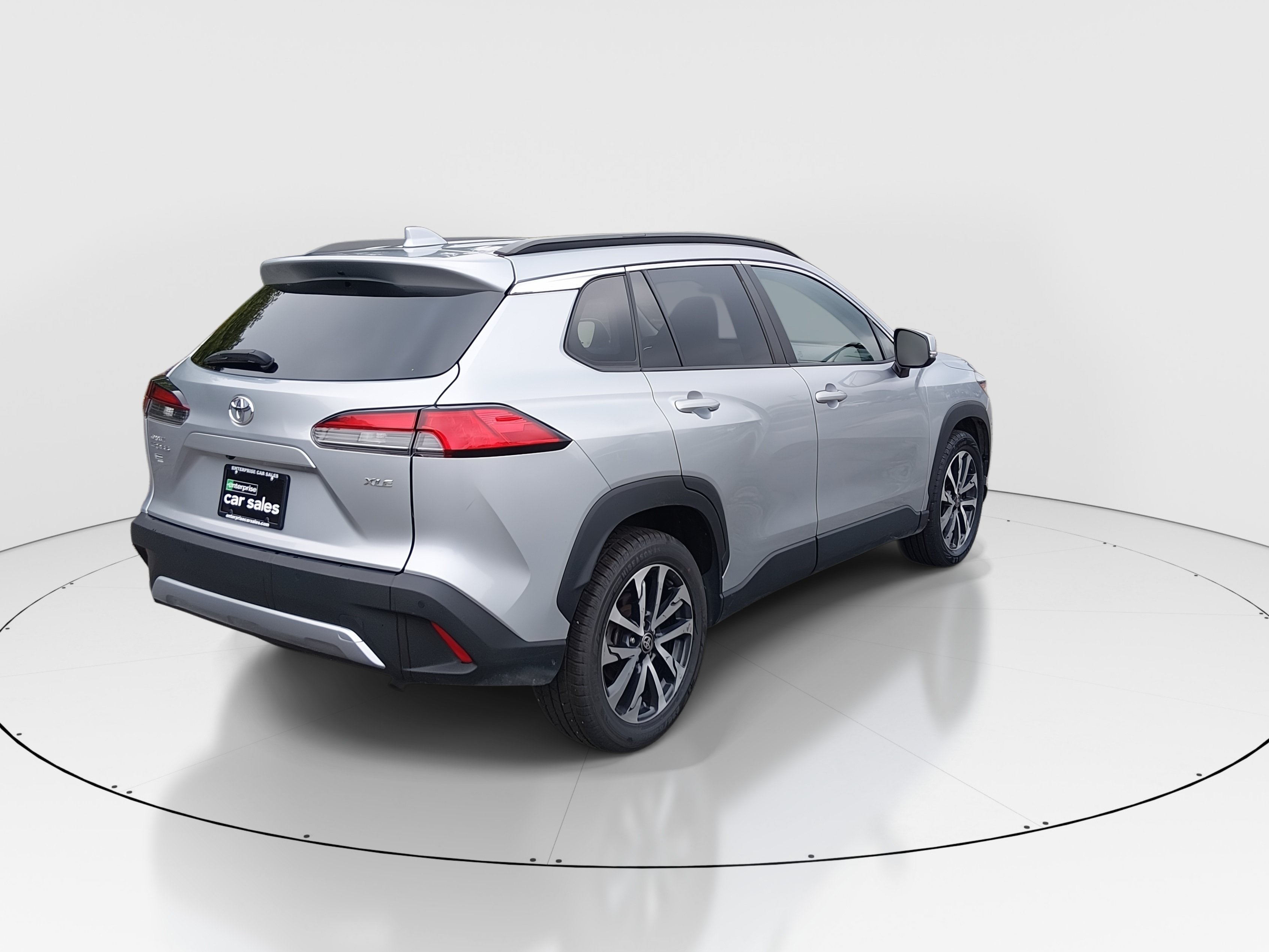2024 Toyota Corolla Cross XLE - Photo 7