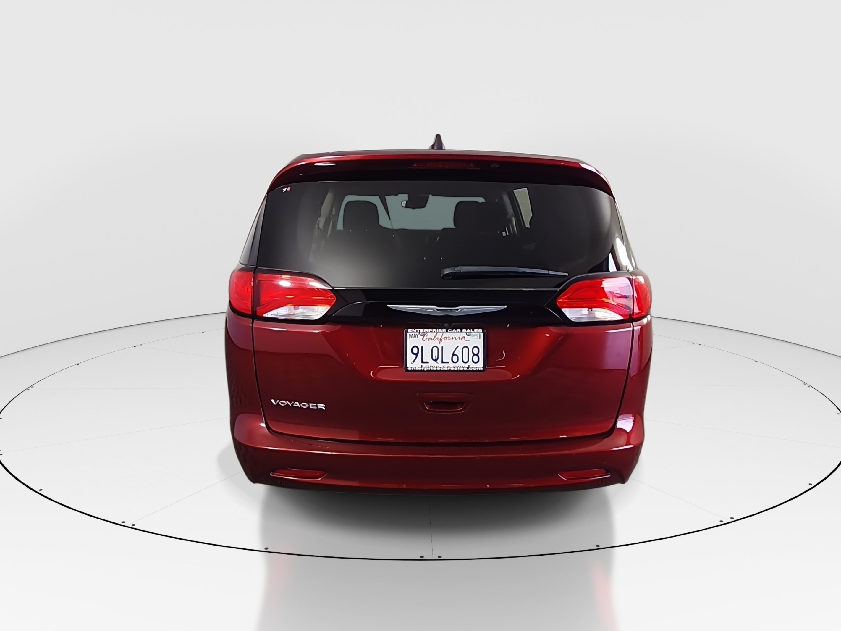 2023 Chrysler Voyager LX - Photo 6