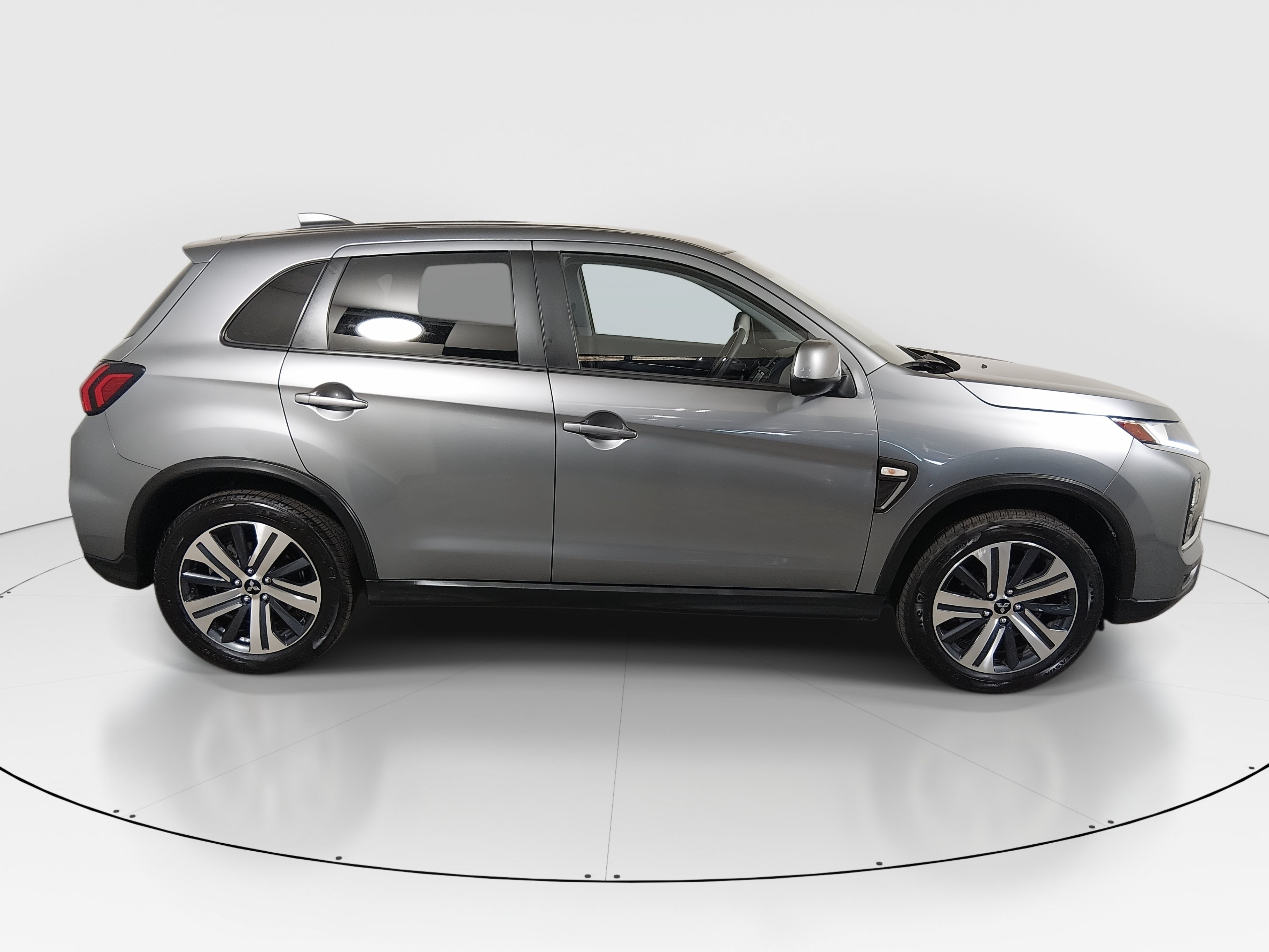 2024 Mitsubishi Outlander Sport ES - Photo 8