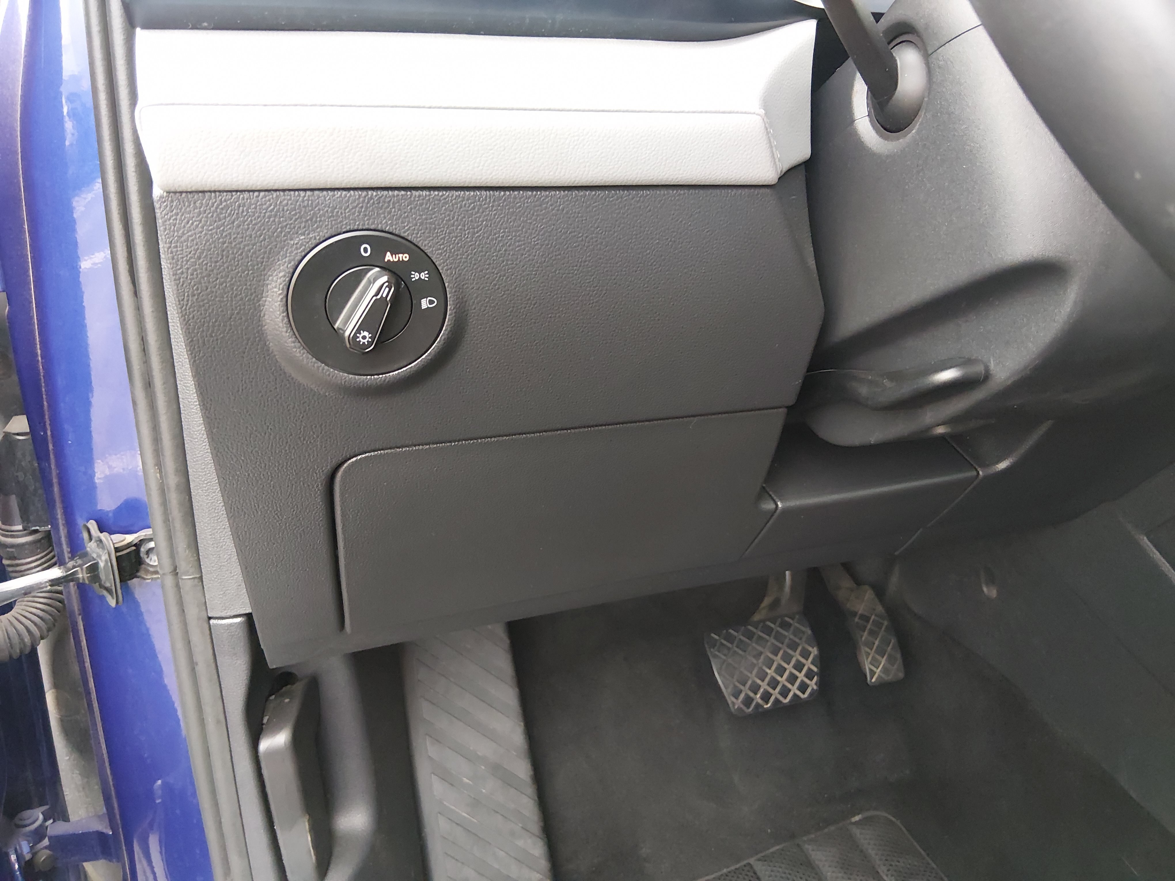 2024 Volkswagen Taos SE - Photo 13