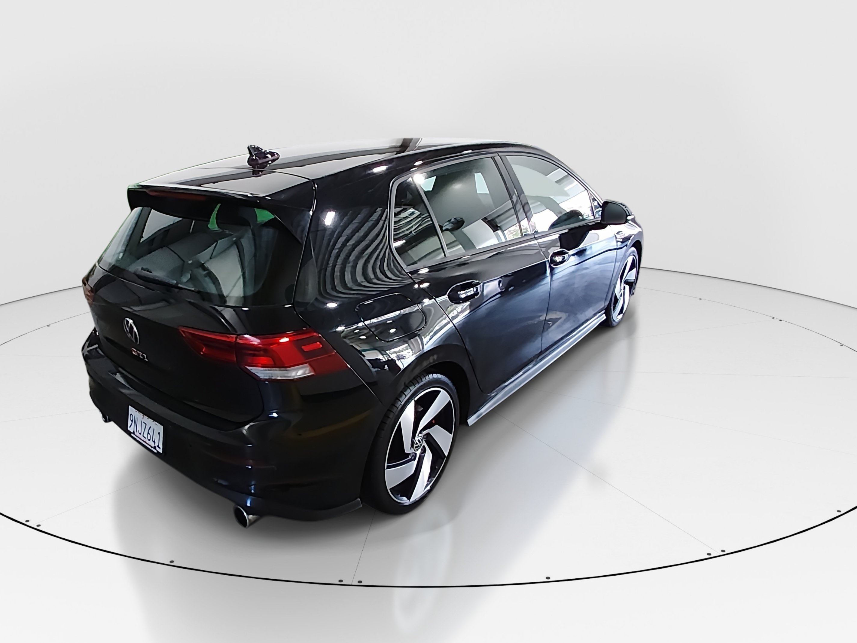 2024 Volkswagen Golf GTI S - Photo 7