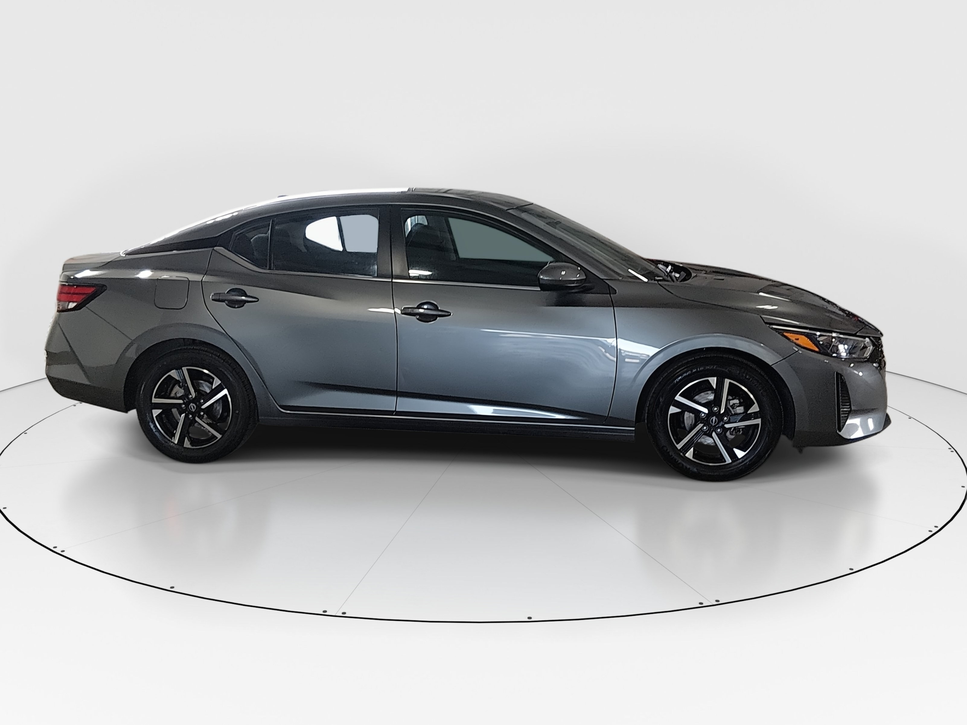 2024 Nissan Sentra SV - Photo 8