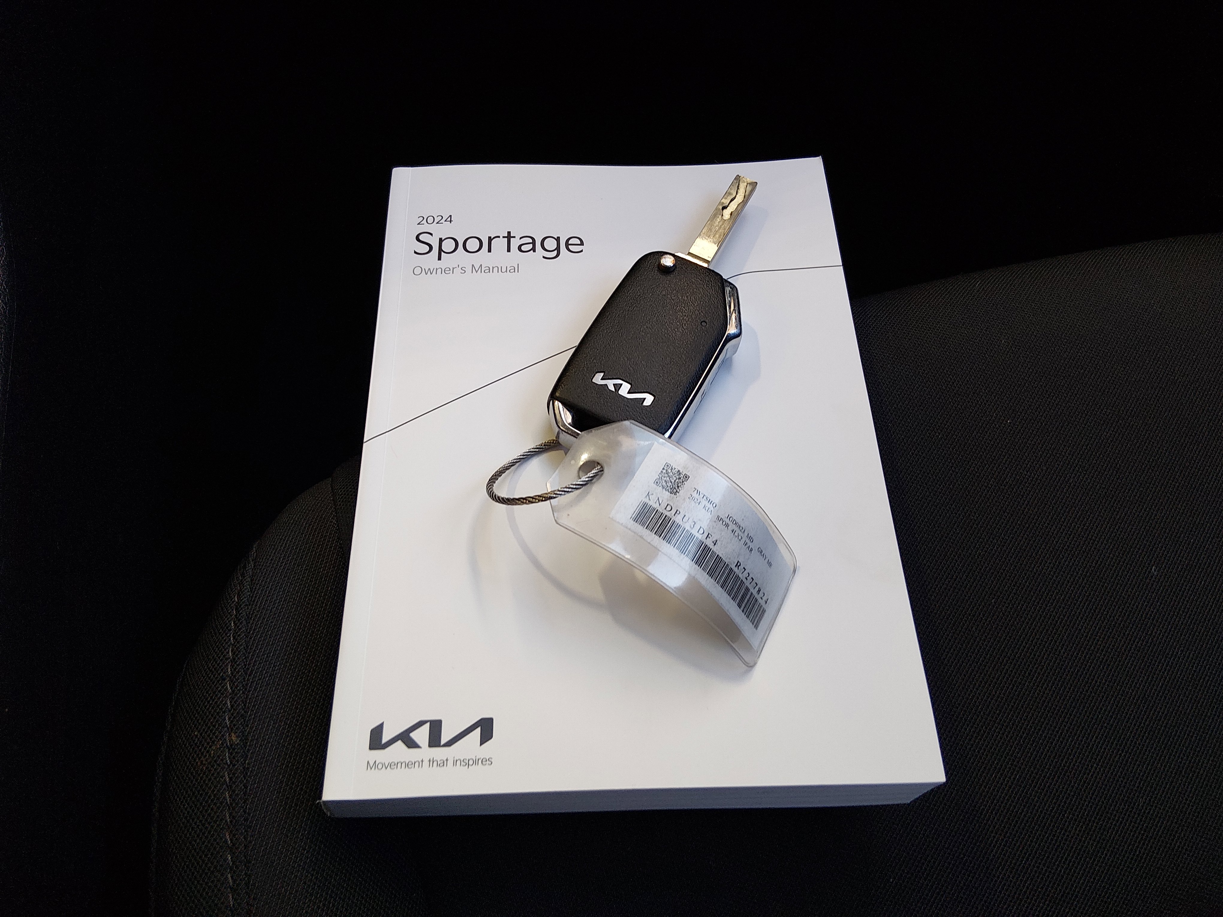 2024 Kia Sportage LX - Photo 15