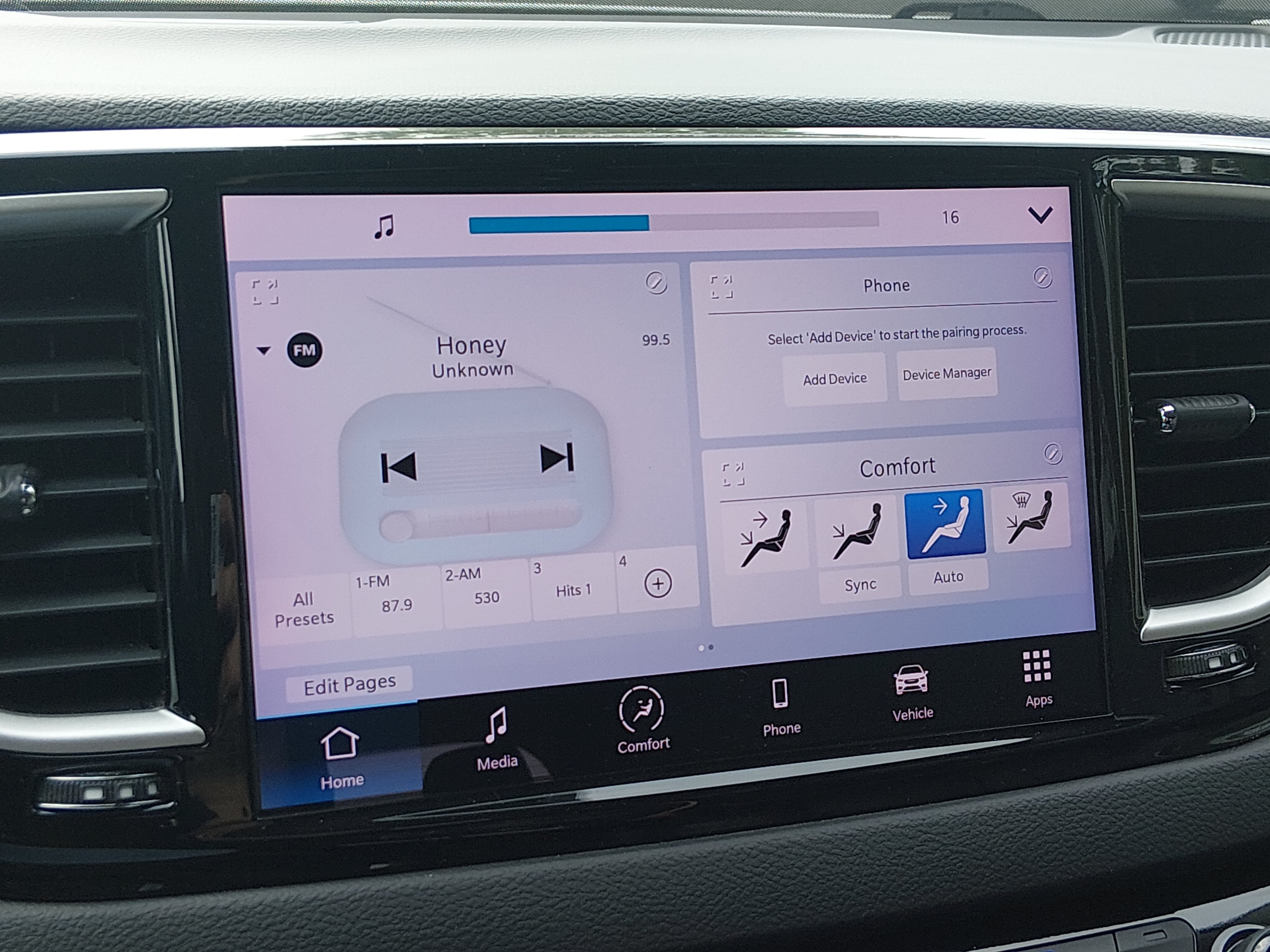 2023 Chrysler Pacifica Touring L - Photo 19