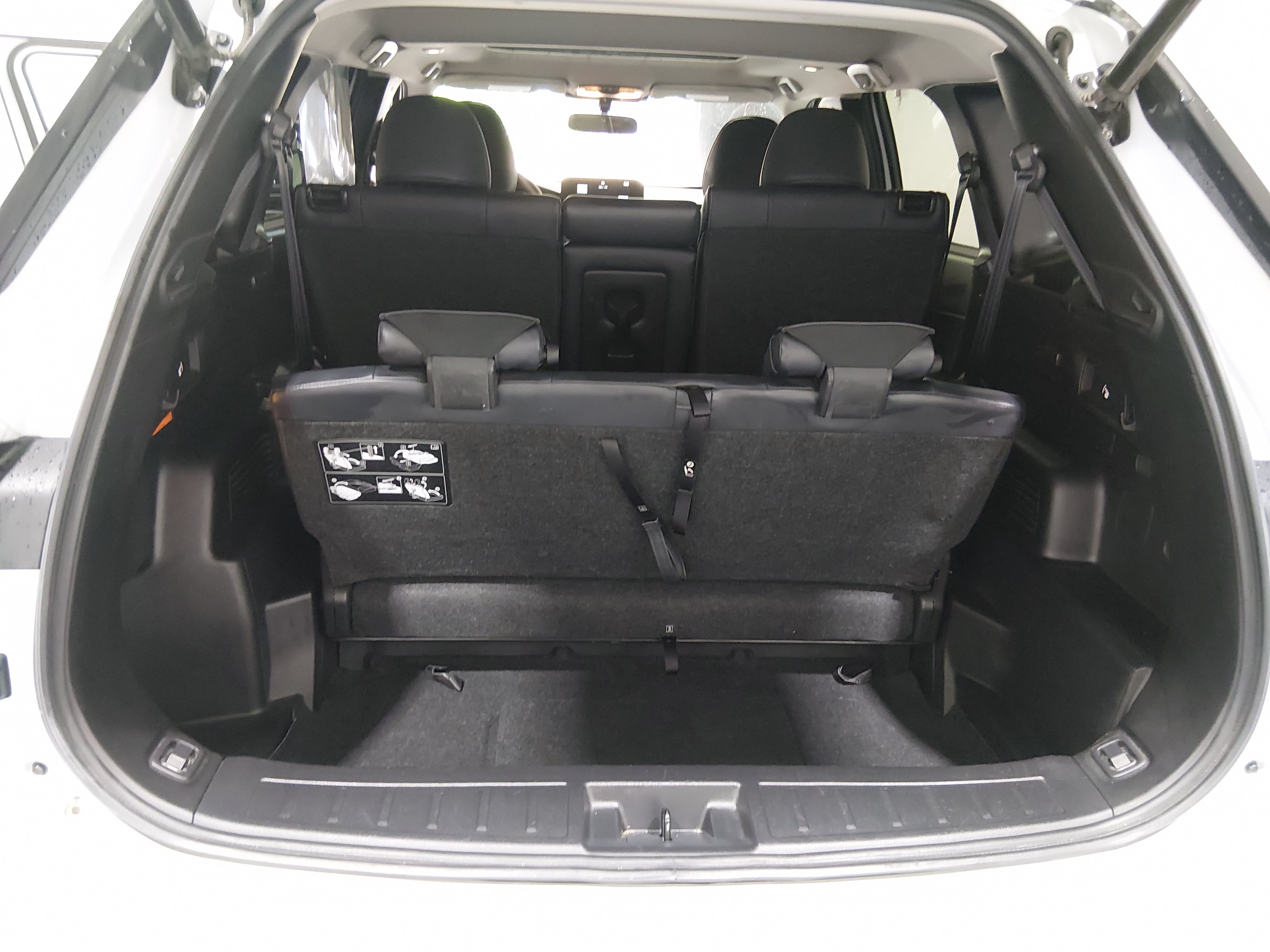 2024 Mitsubishi Outlander Plug-in Hybrid RALLIART - Photo 11