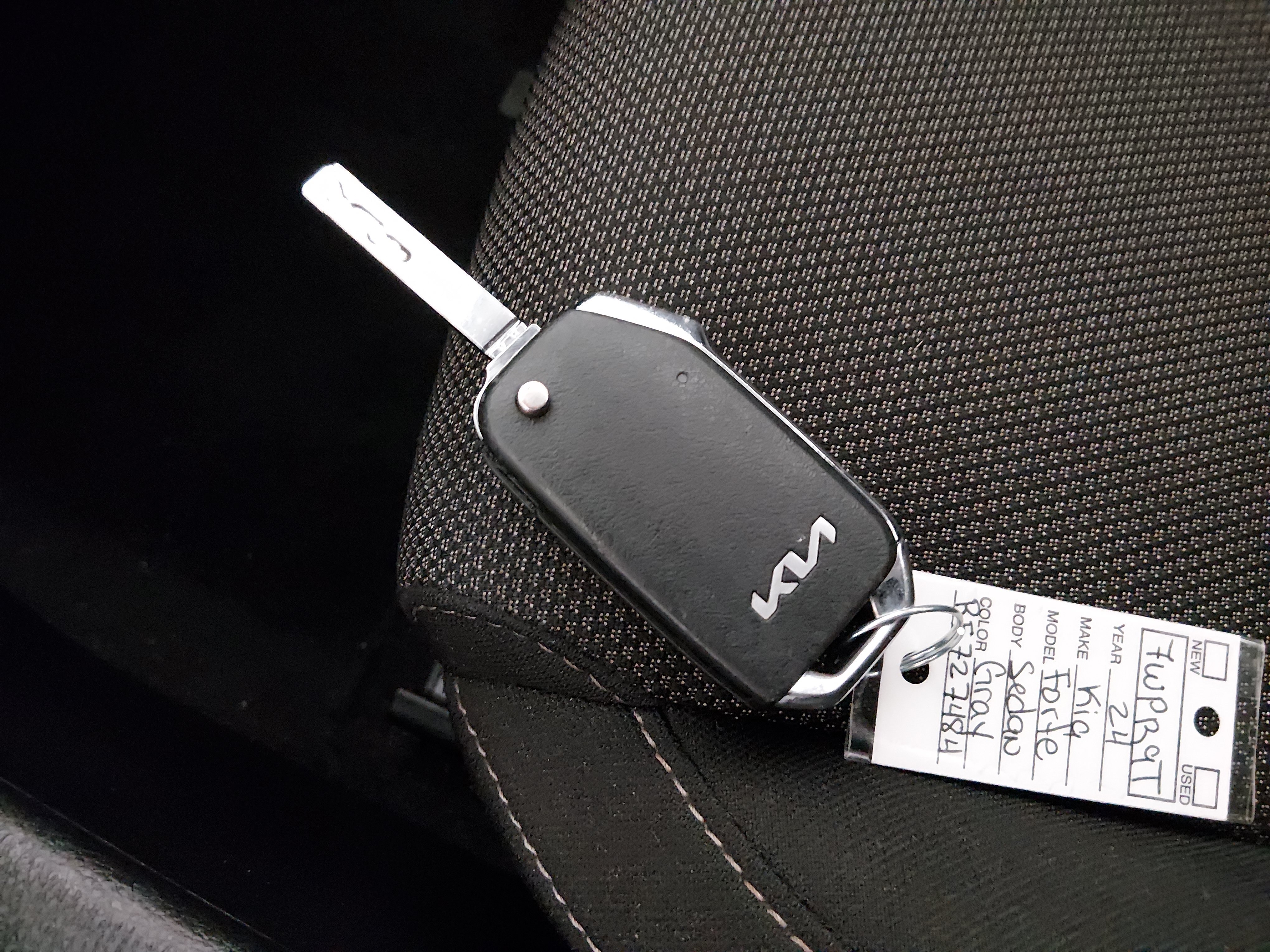 2024 Kia Forte LXS - Photo 15