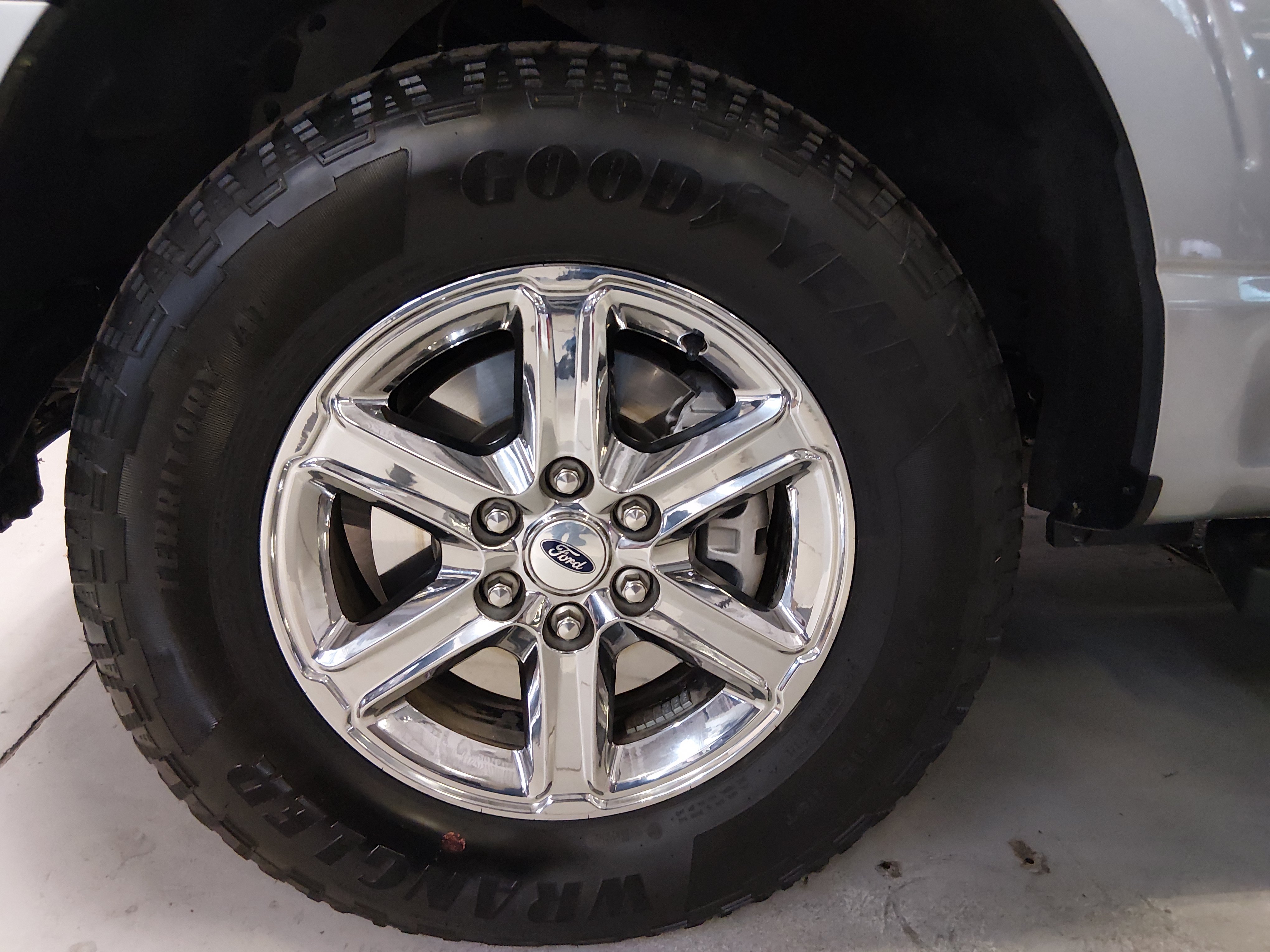 2025 Ford F-150 XLT - Photo 10
