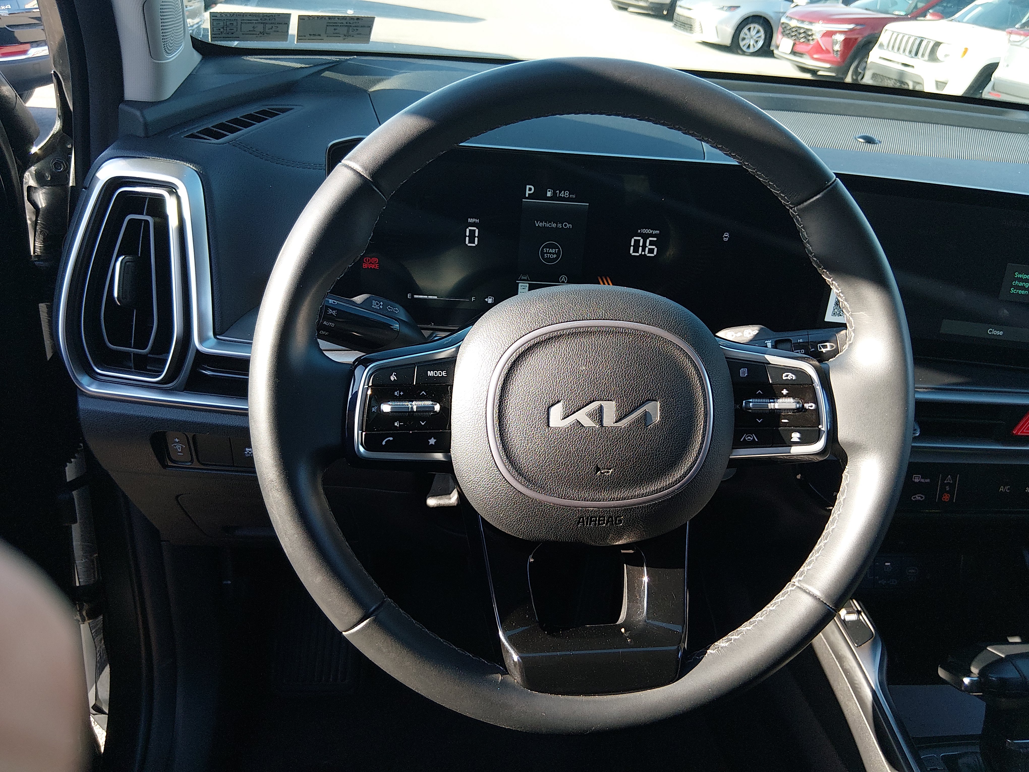 2024 Kia Sorento S - Photo 12
