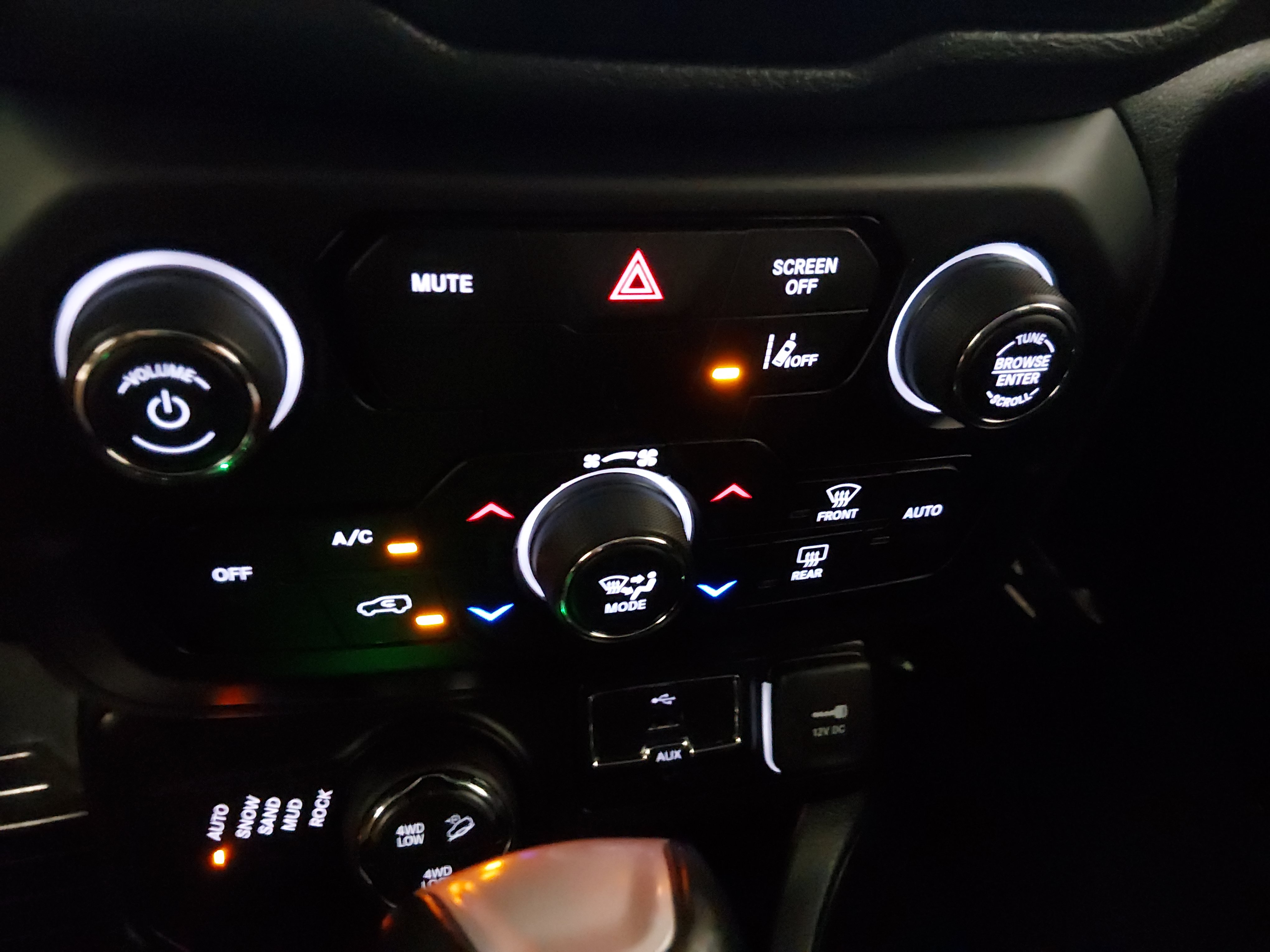 2023 Jeep Renegade Trailhawk - Photo 13