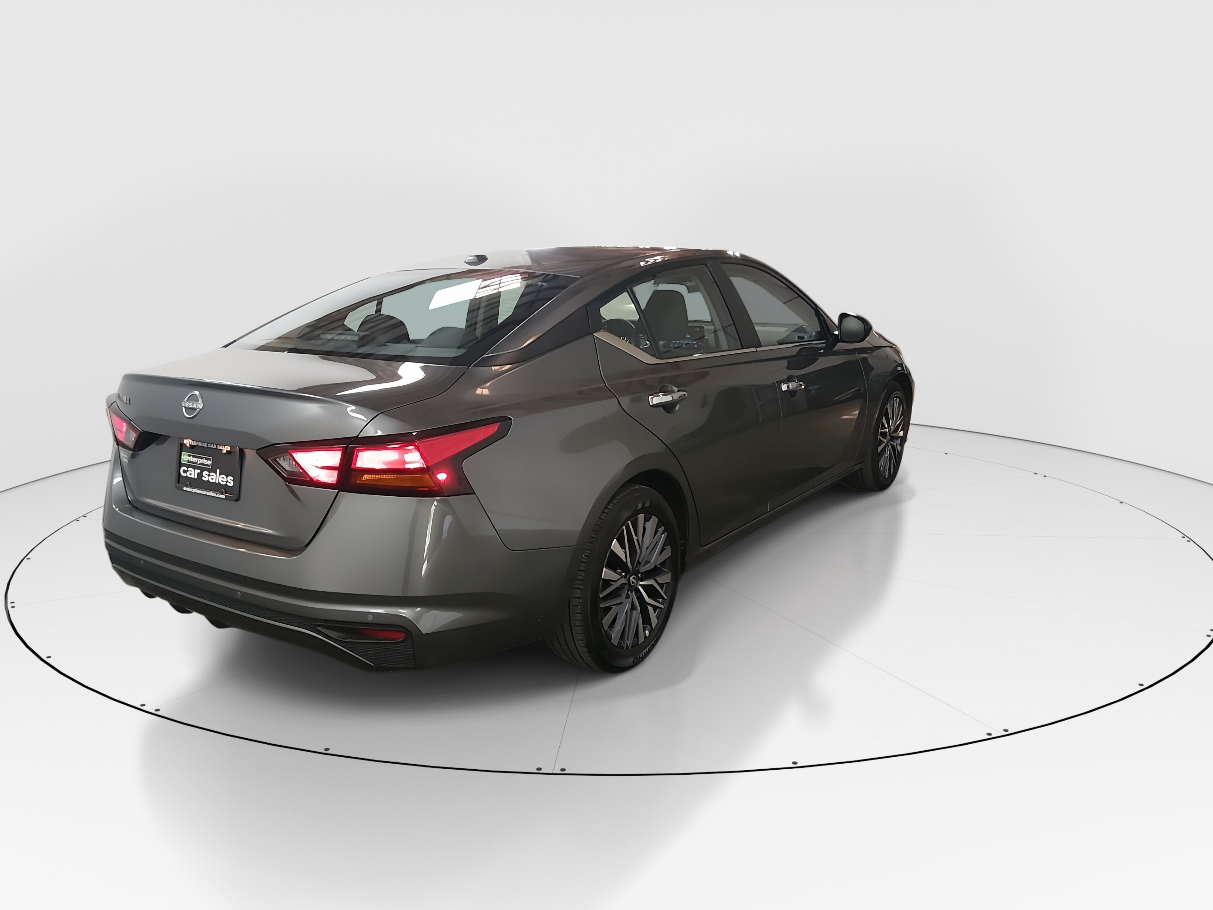 2025 Nissan Altima SV - Photo 7