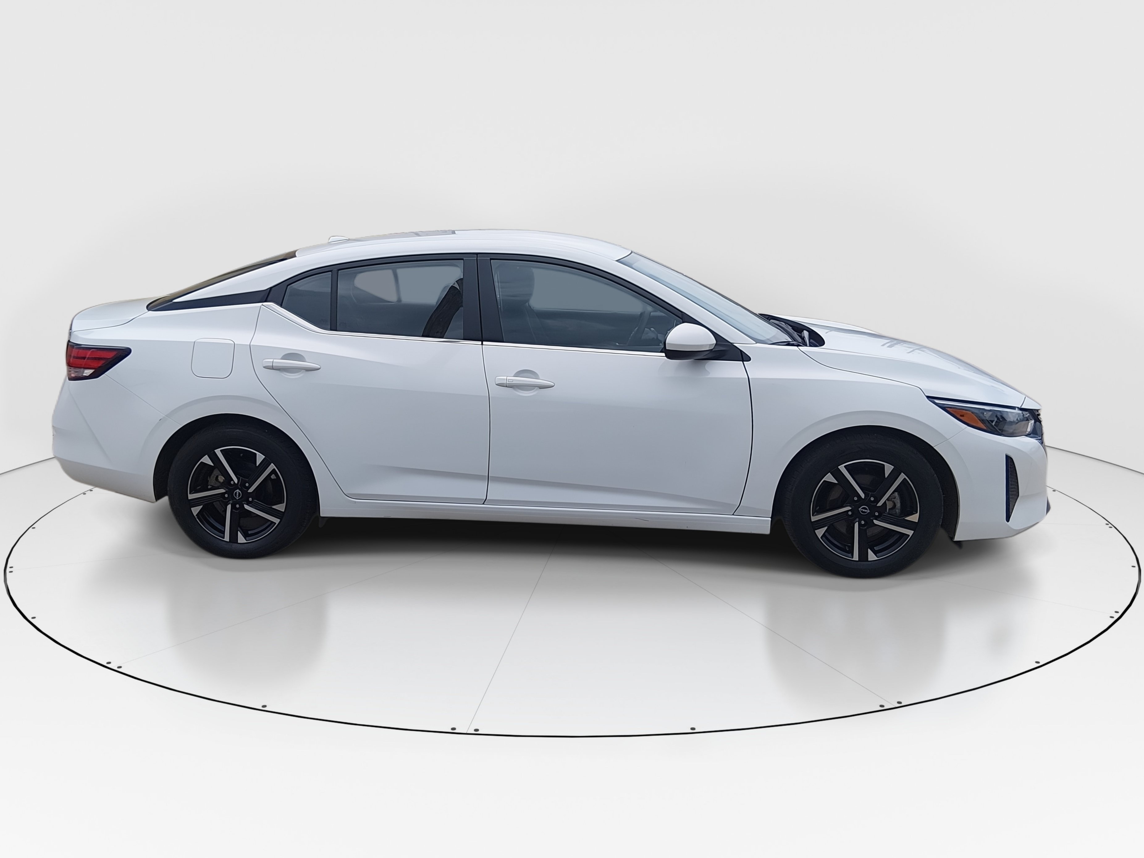 2024 Nissan Sentra SV - Photo 8