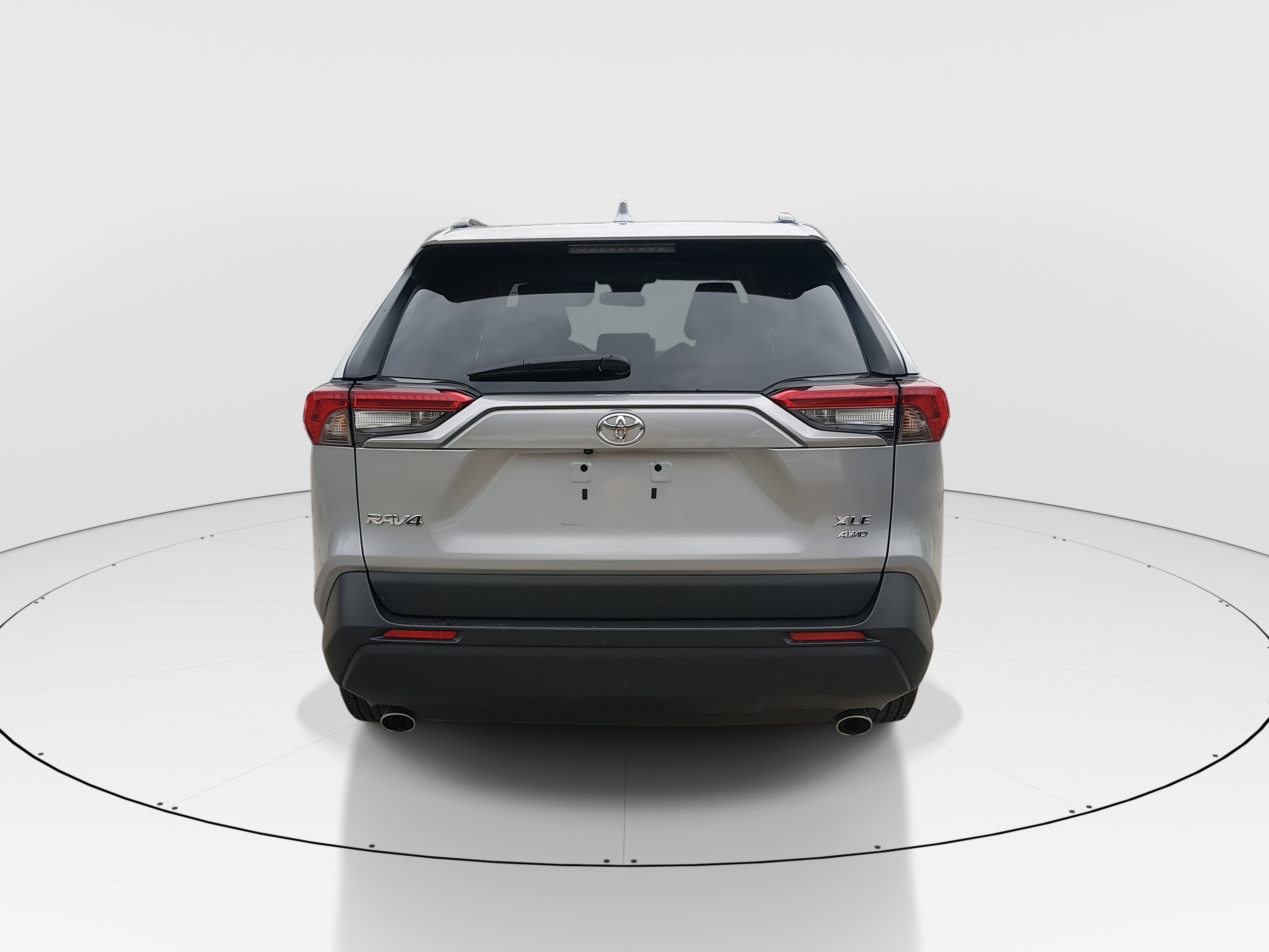 2024 Toyota RAV4 XLE - Photo 6