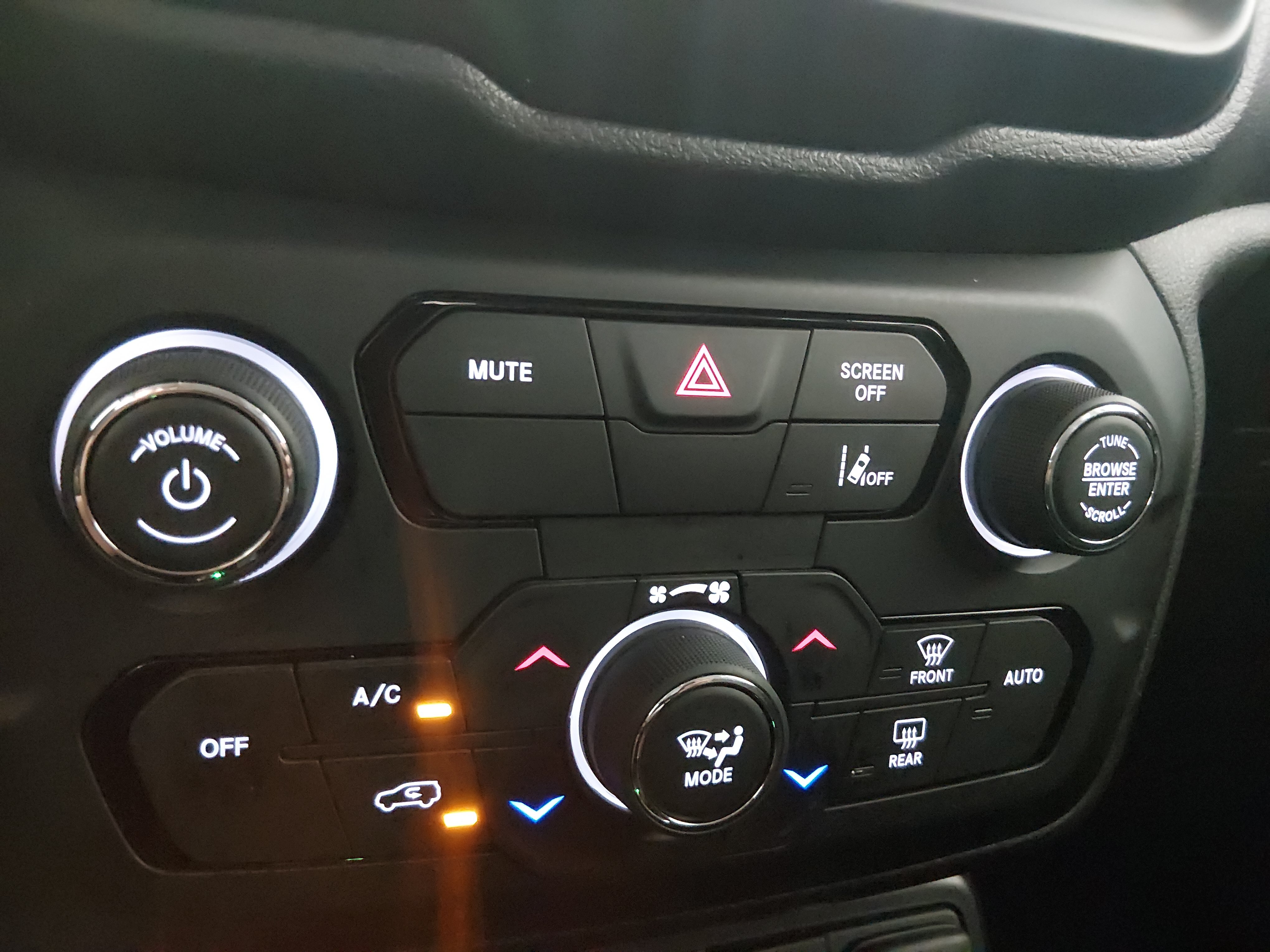 2023 Jeep Renegade Latitude - Photo 18
