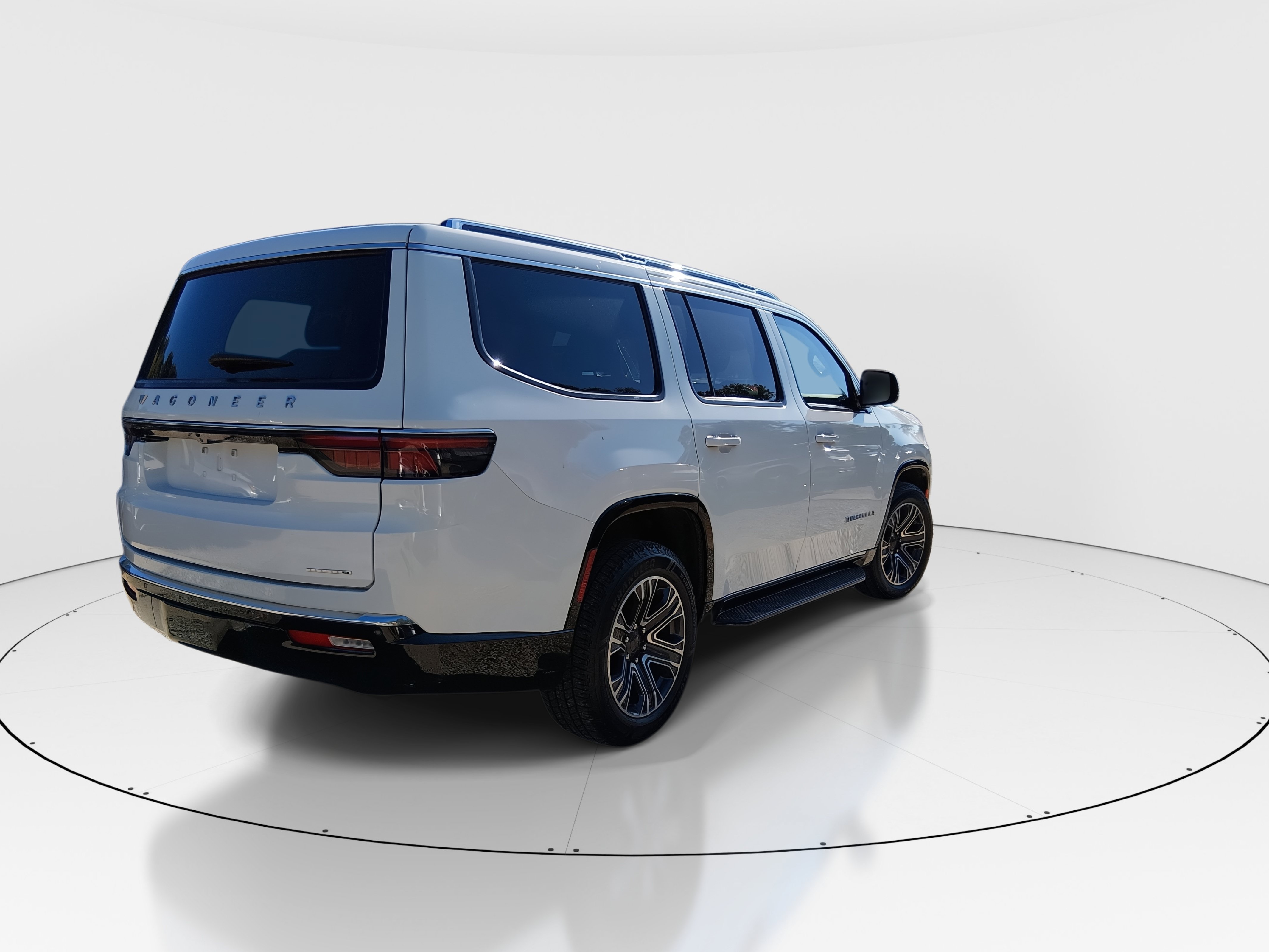 2024 Jeep Wagoneer Series II - Photo 7
