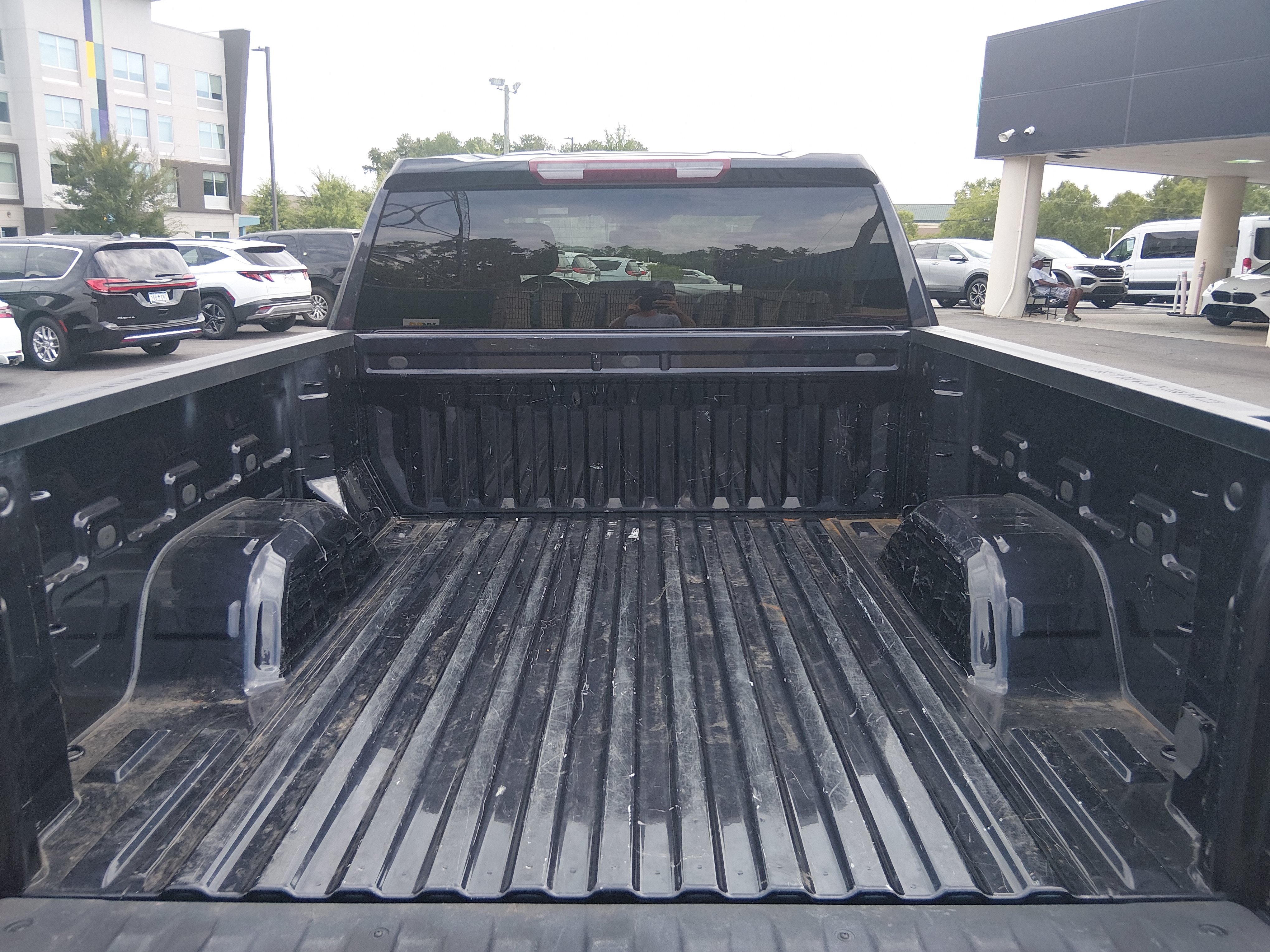 2023 Chevrolet Silverado 1500 LTZ - Photo 11