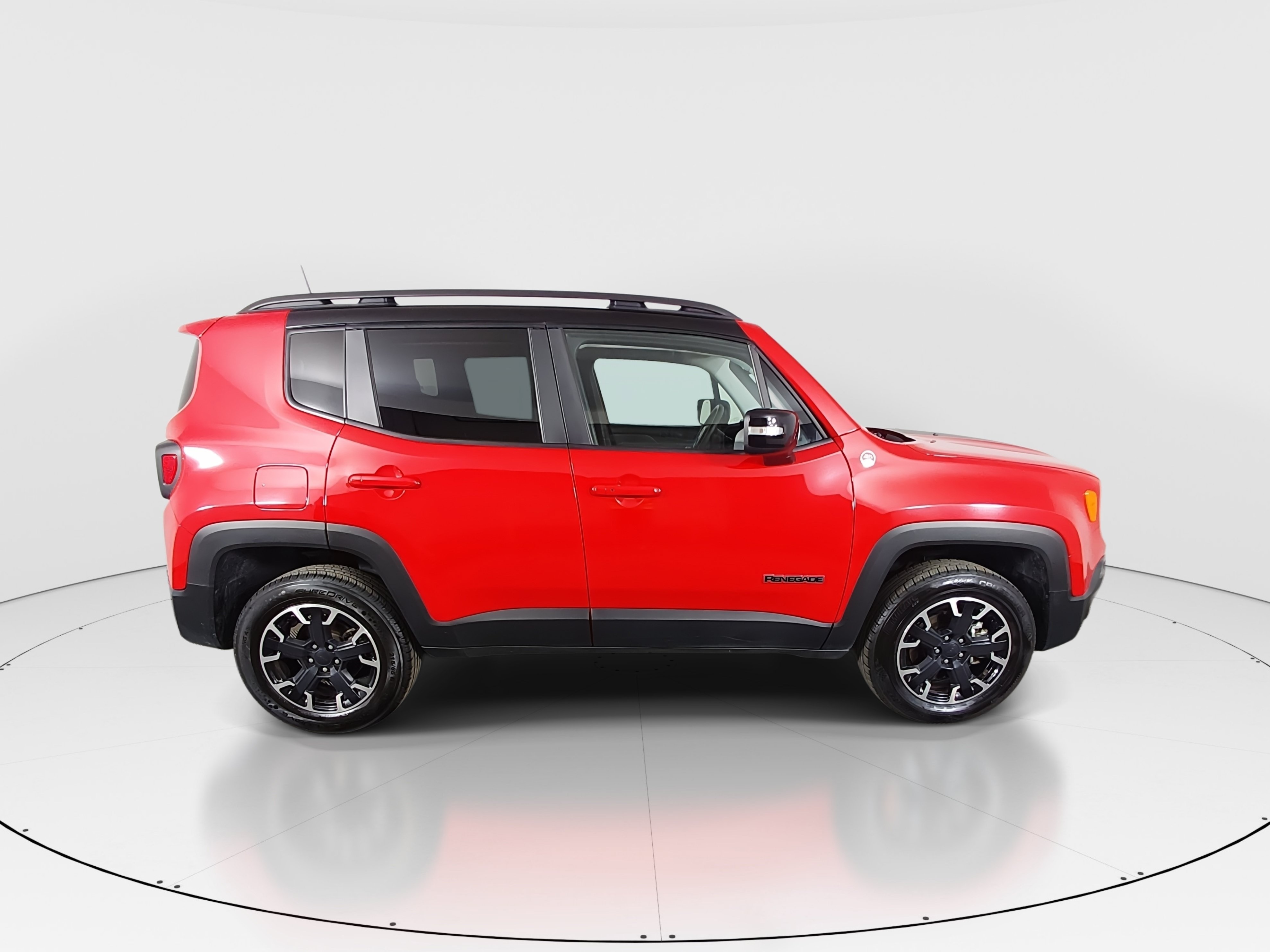 2023 Jeep Renegade Trailhawk - Photo 8