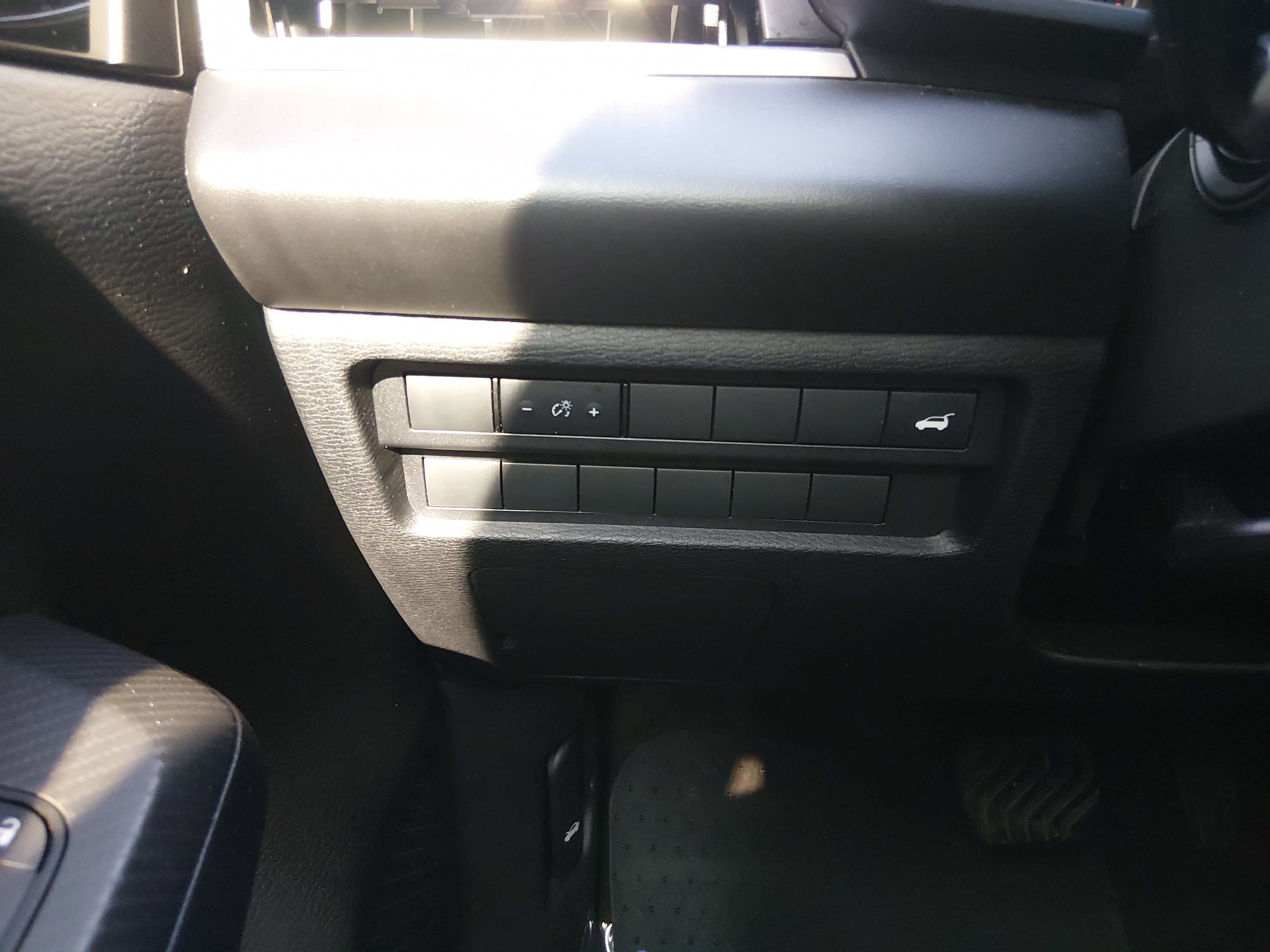2024 Mitsubishi Outlander SE - Photo 13