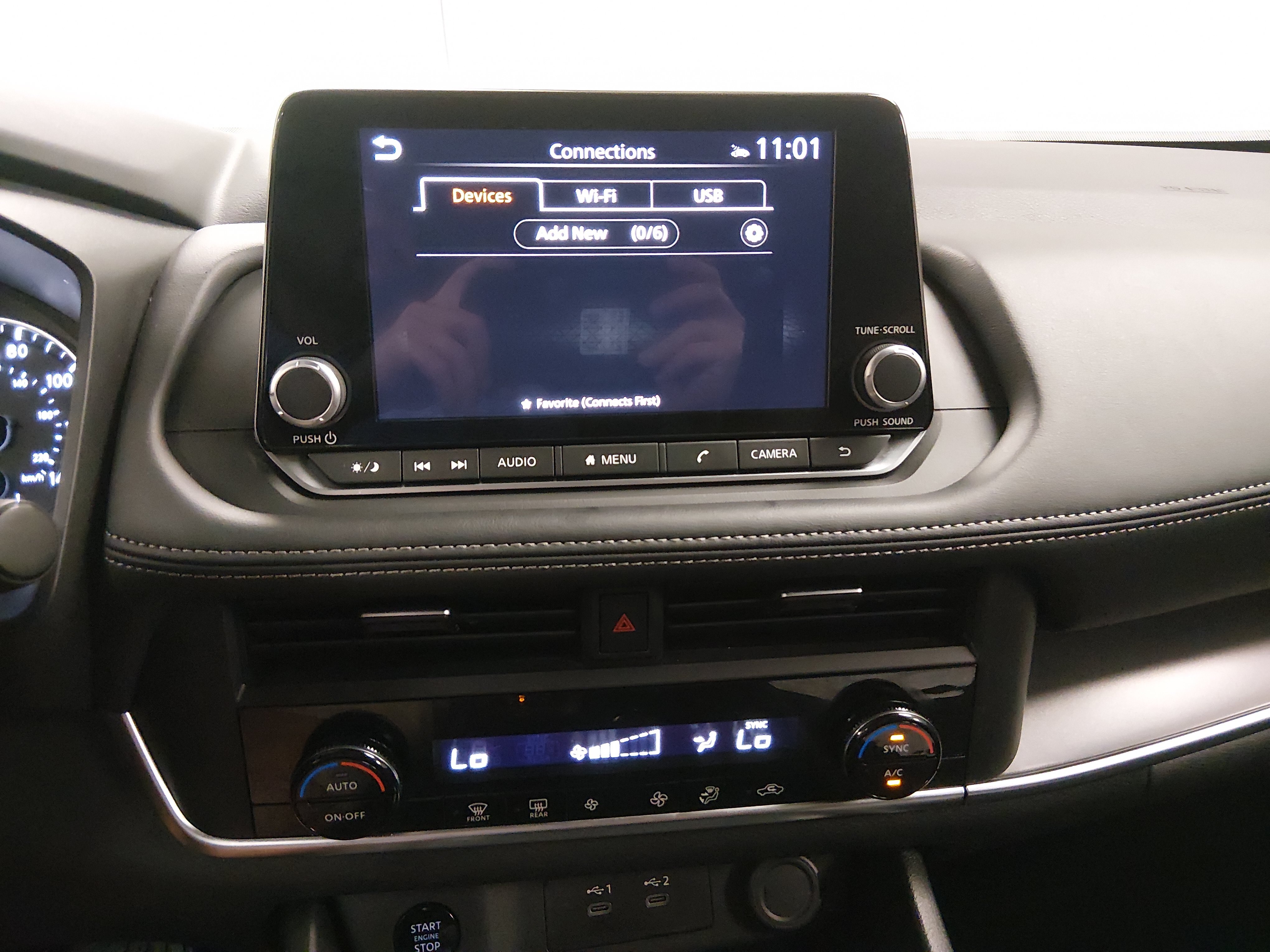 2026 Nissan Rogue SV - Photo 13