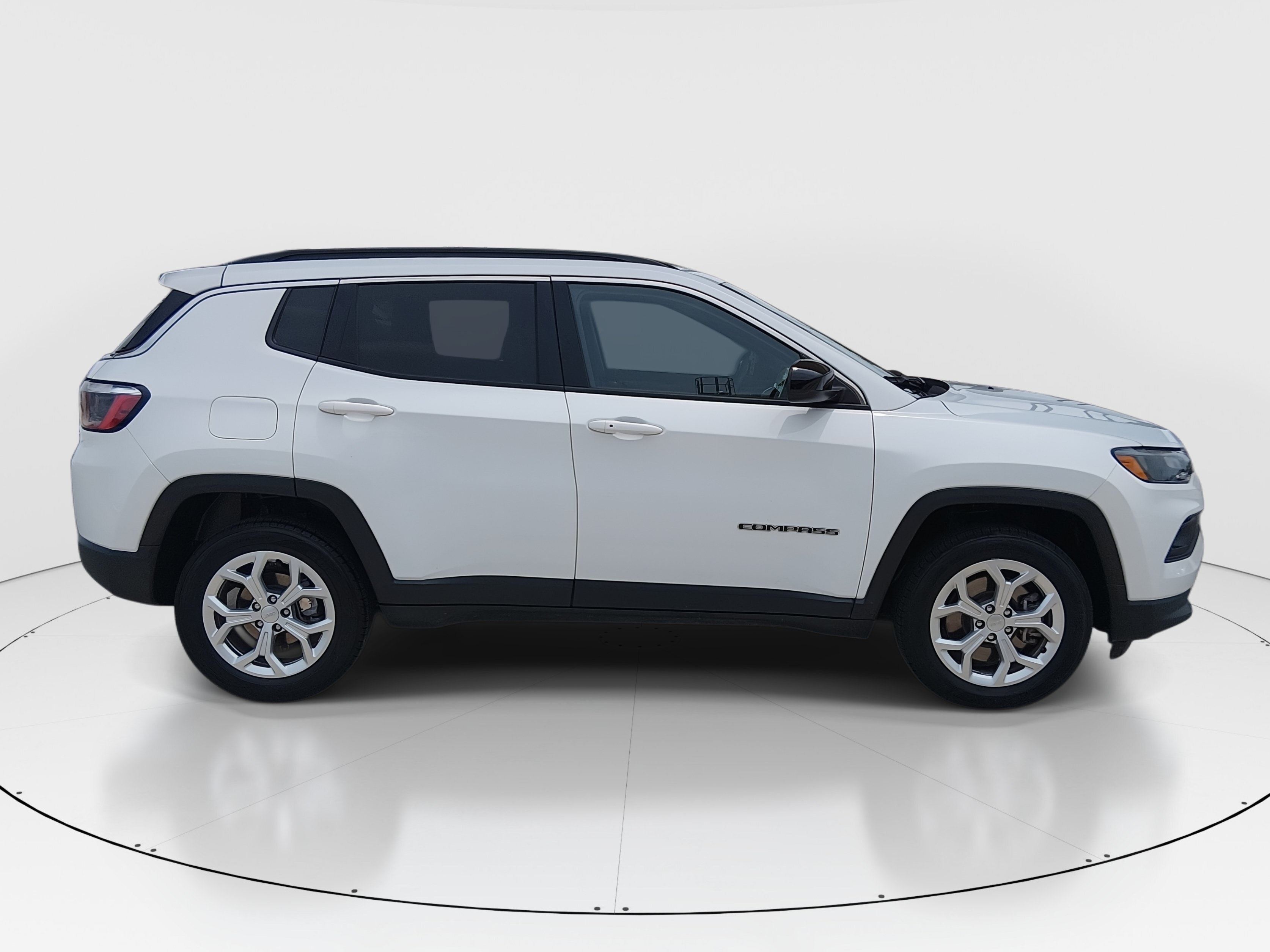 2024 Jeep Compass Latitude - Photo 8