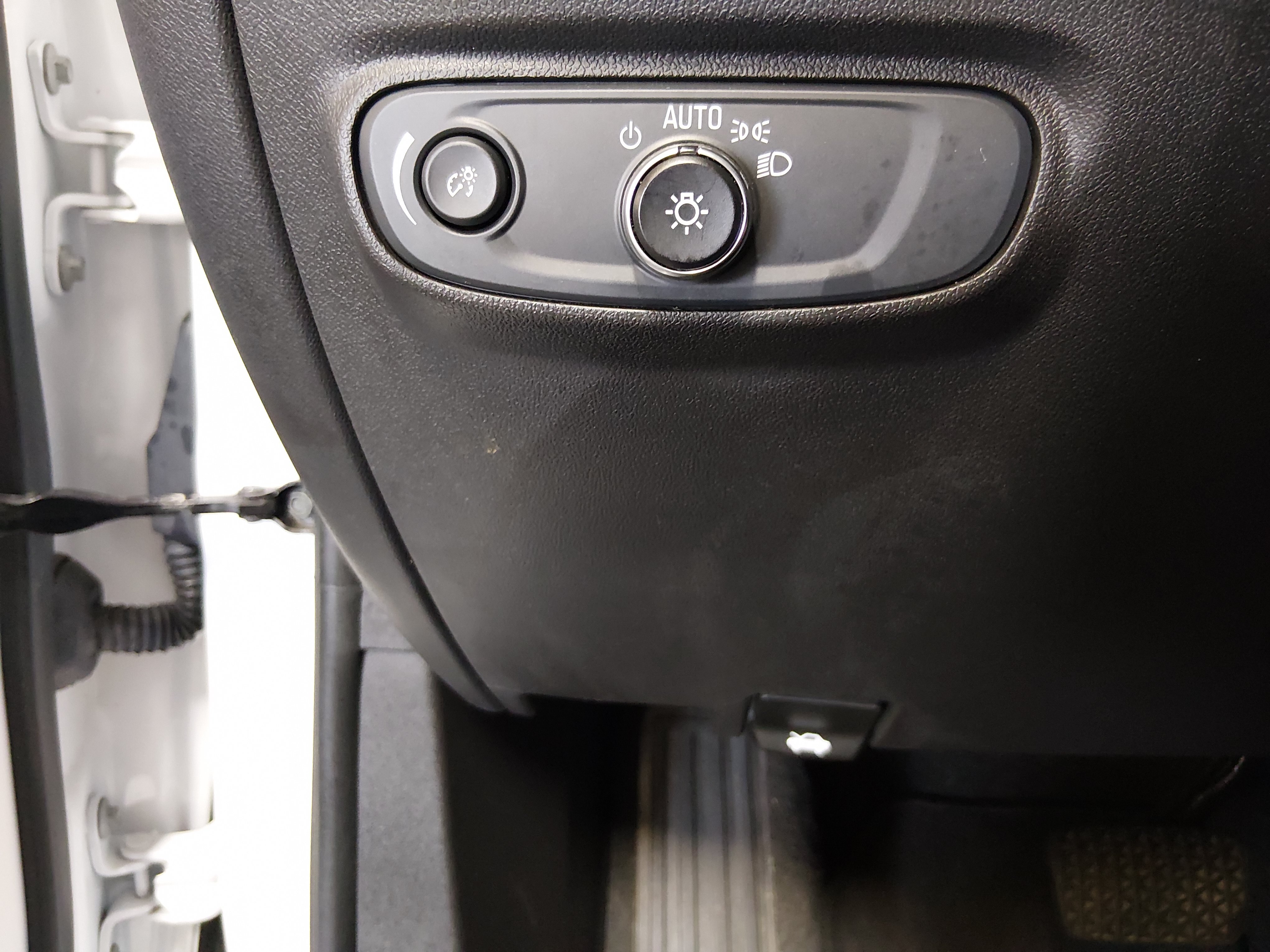 2024 Chevrolet Equinox LT - Photo 13