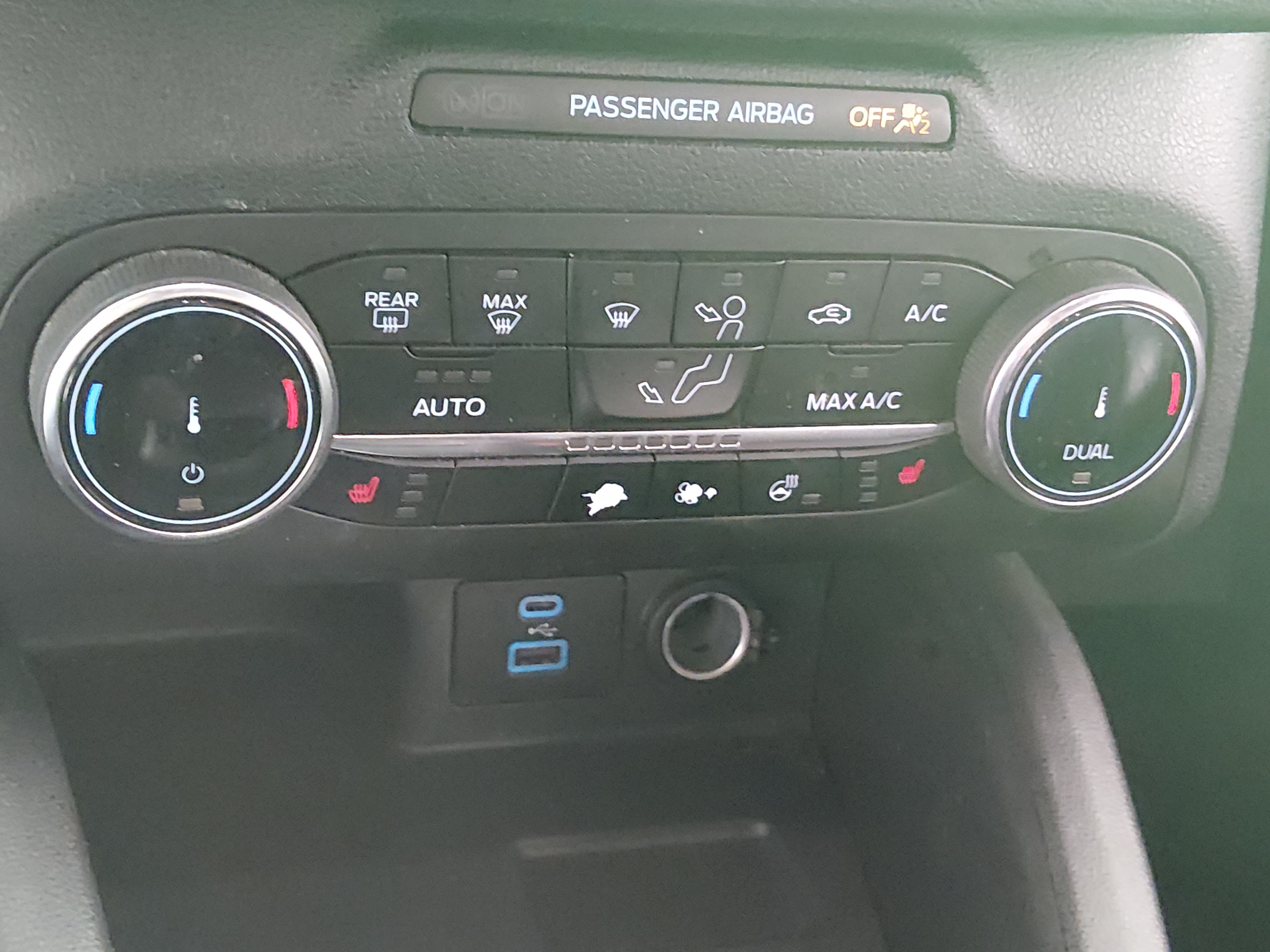 2023 Ford Escape ST-Line - Photo 19