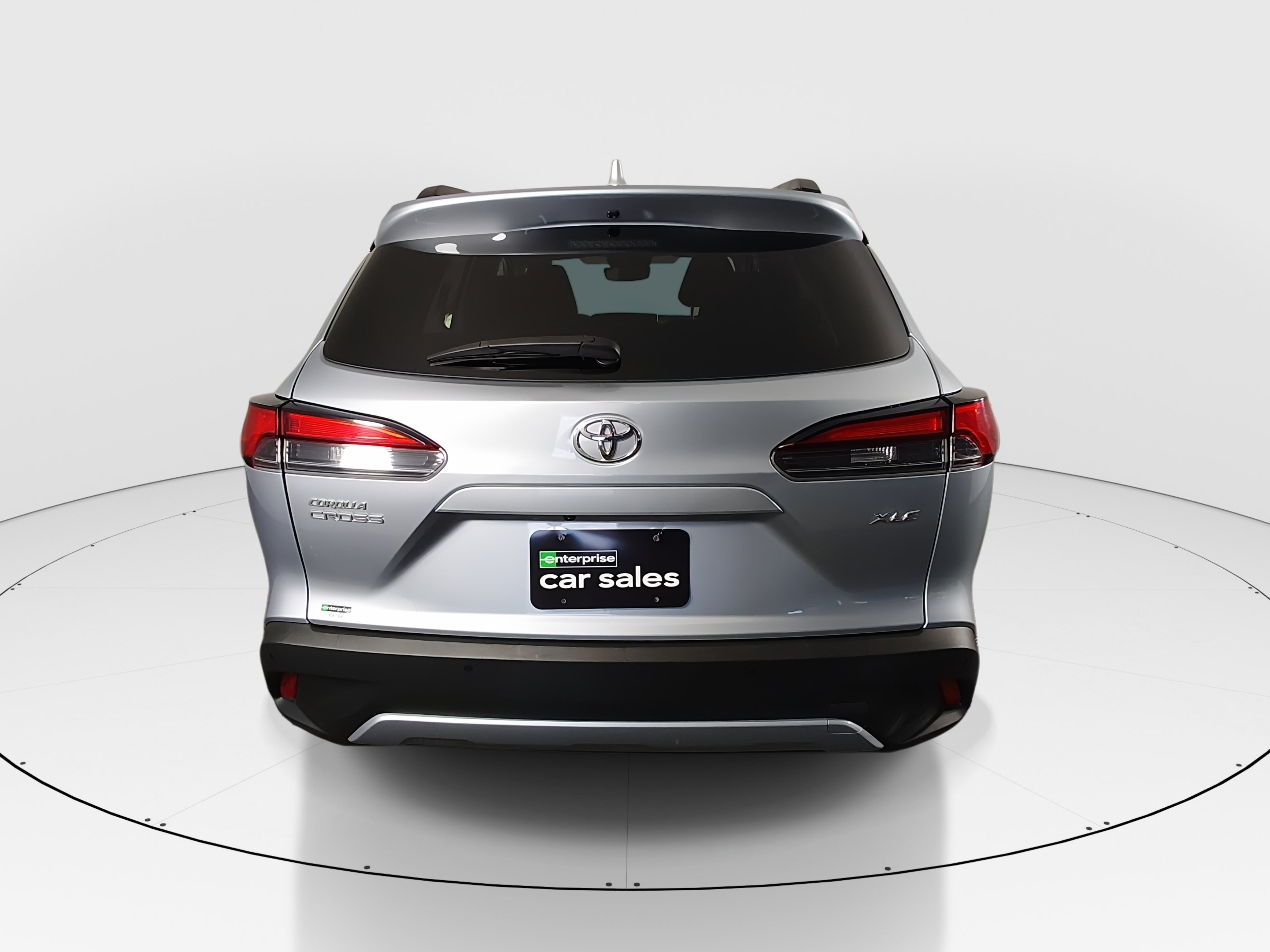 2024 Toyota Corolla Cross XLE - Photo 6