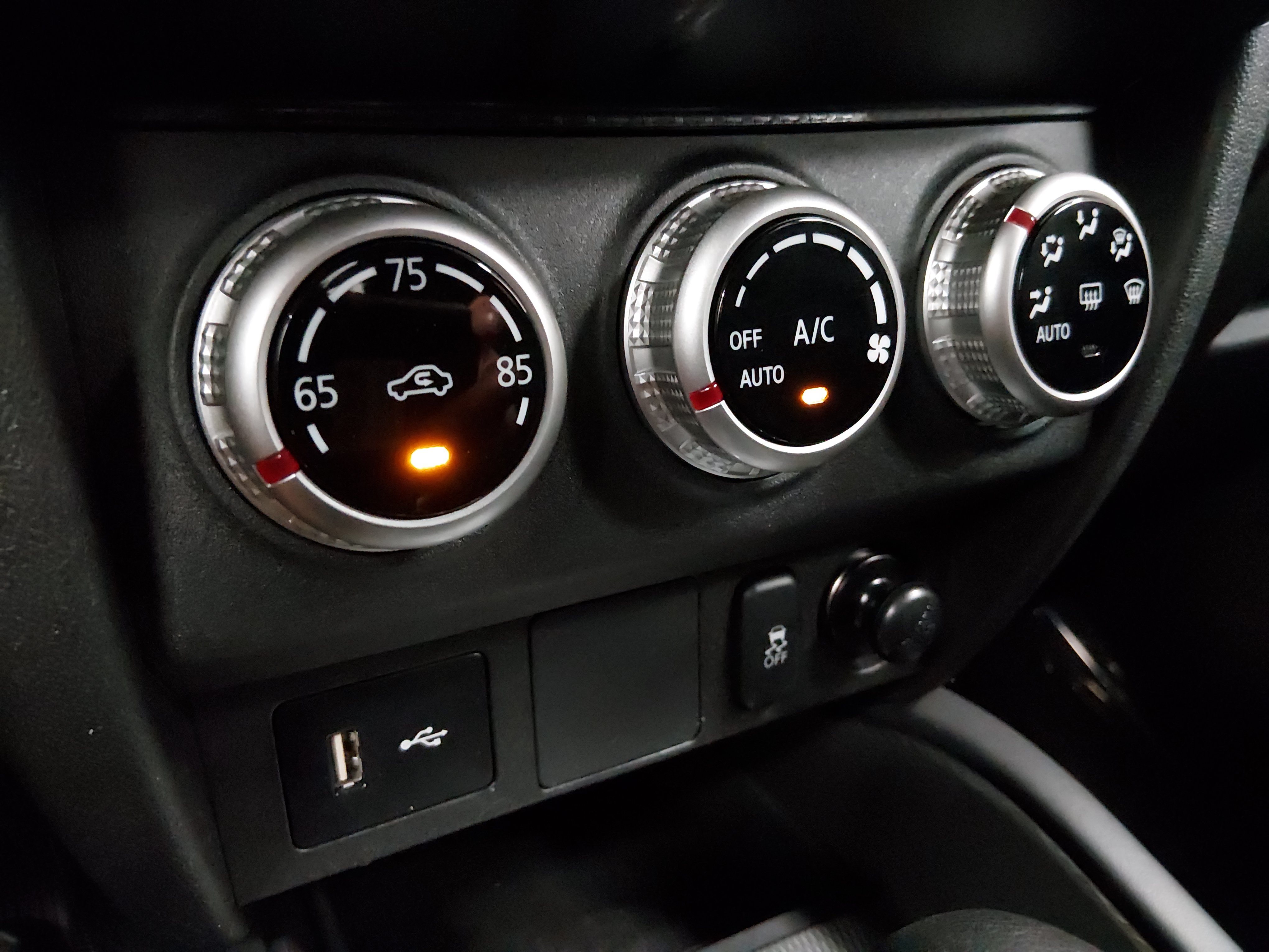 2024 Mitsubishi Outlander Sport ES - Photo 18