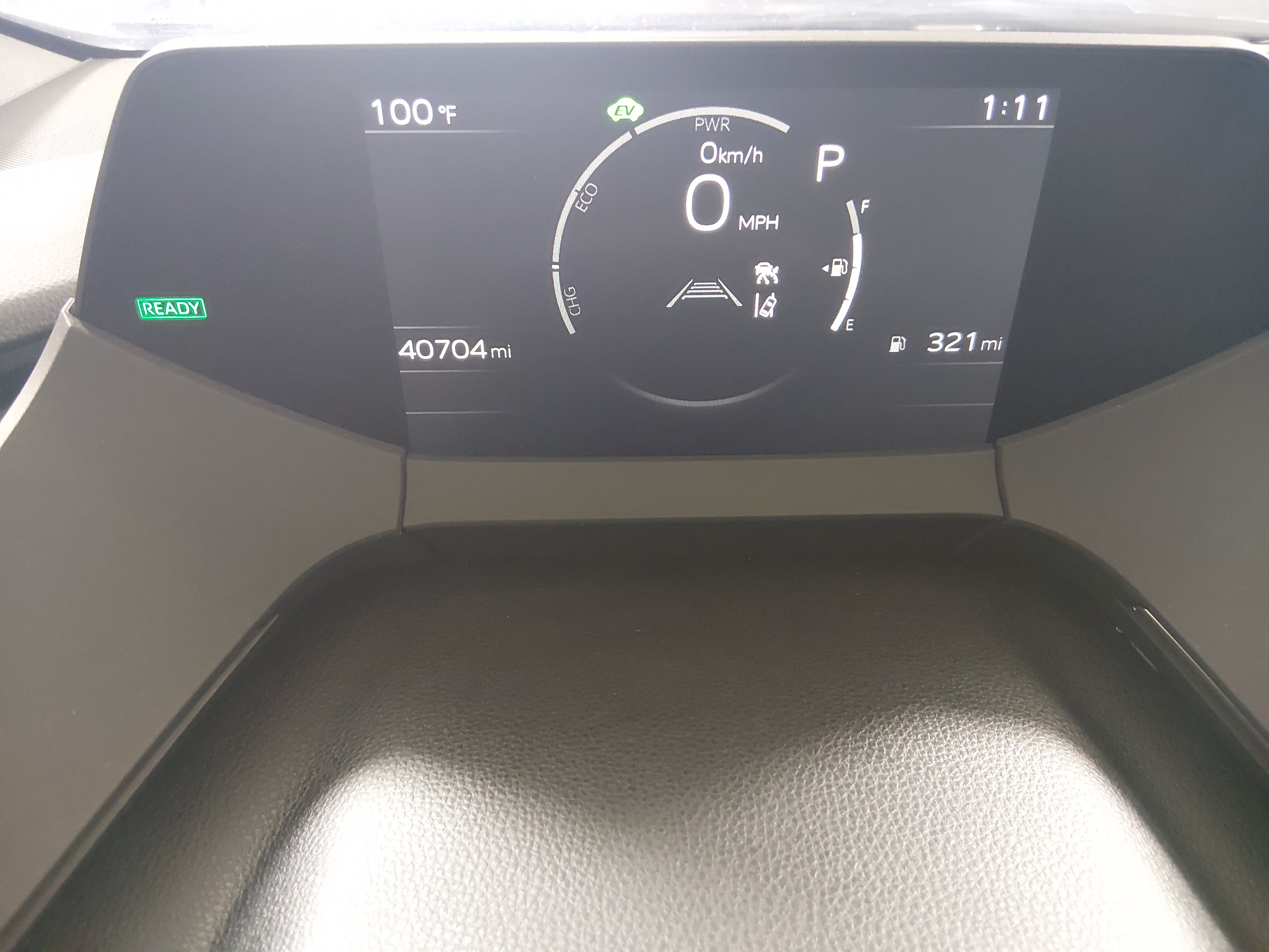 2024 Toyota Prius LE - Photo 14