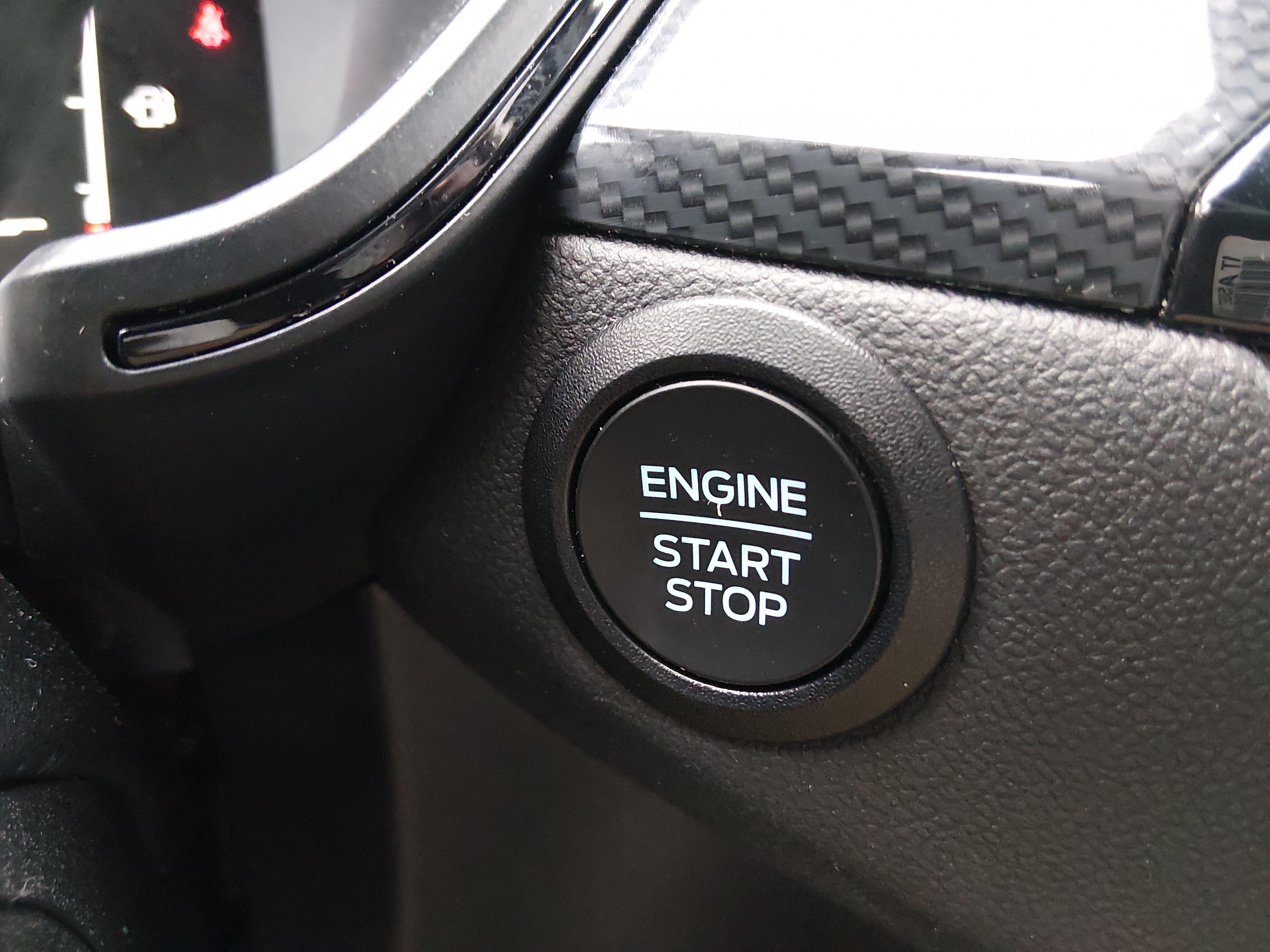 2025 Ford Escape ST-Line - Photo 15