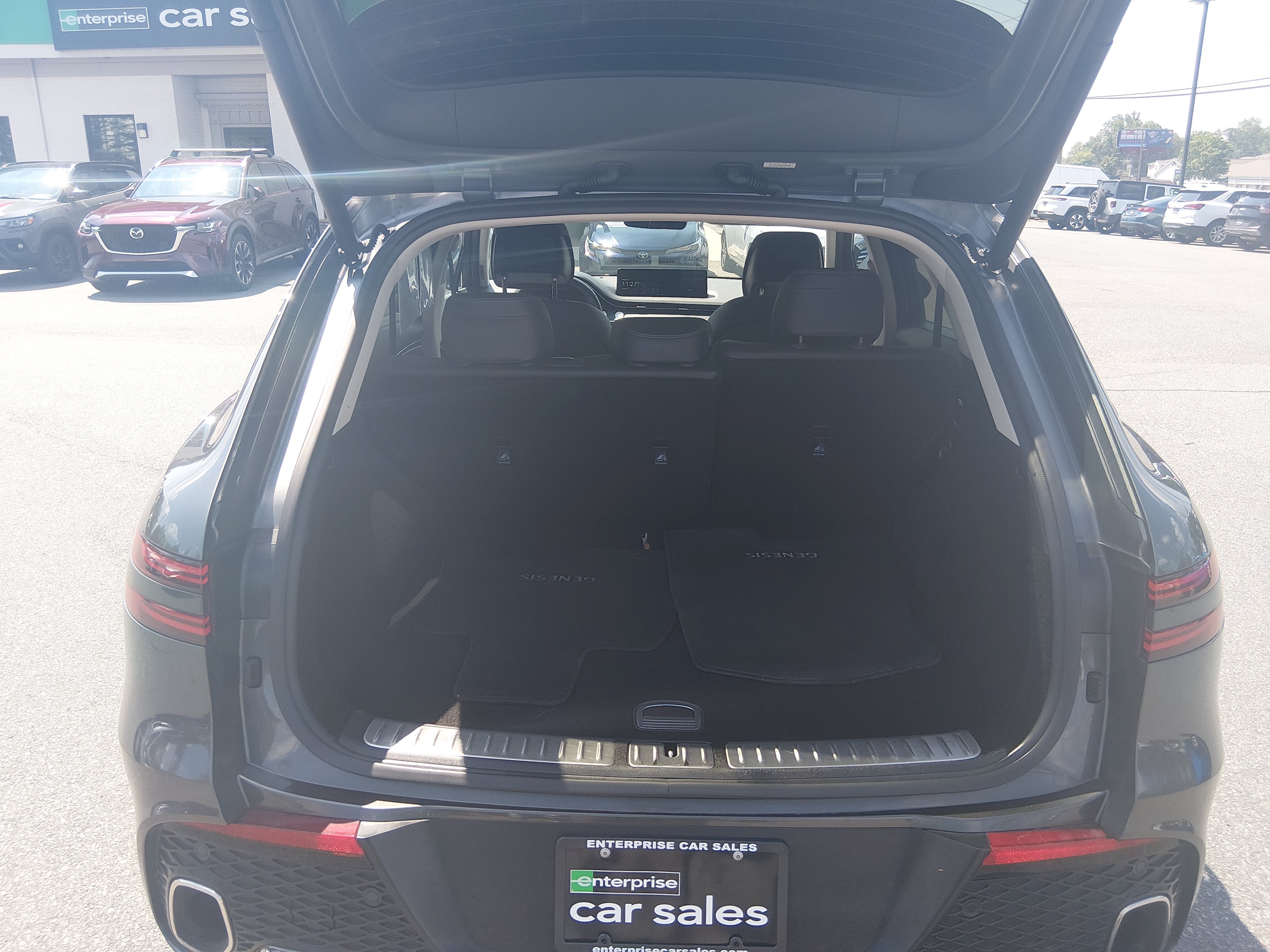 2025 GENESIS GV70 Standard - Photo 11