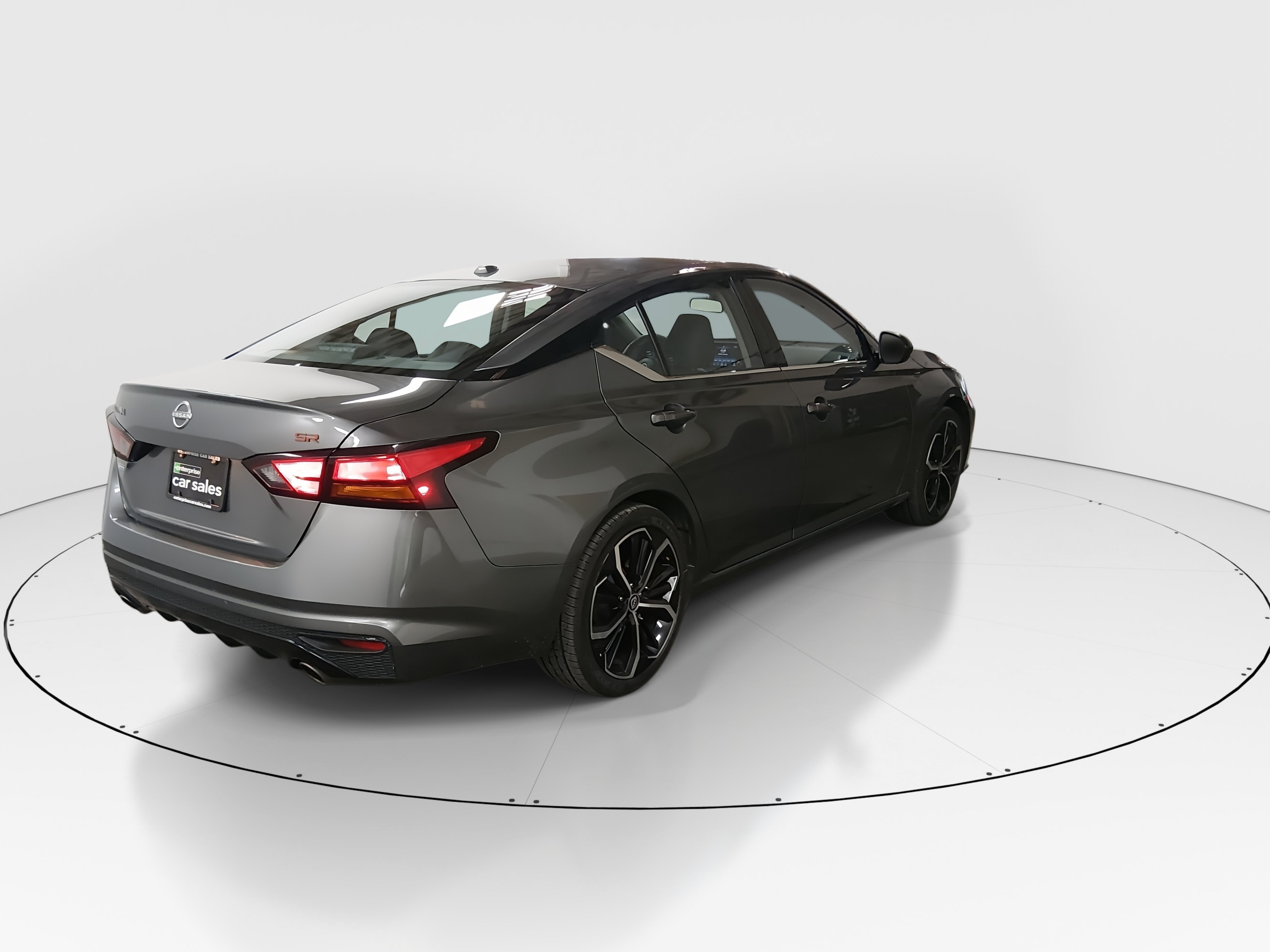 2024 Nissan Altima SR - Photo 7