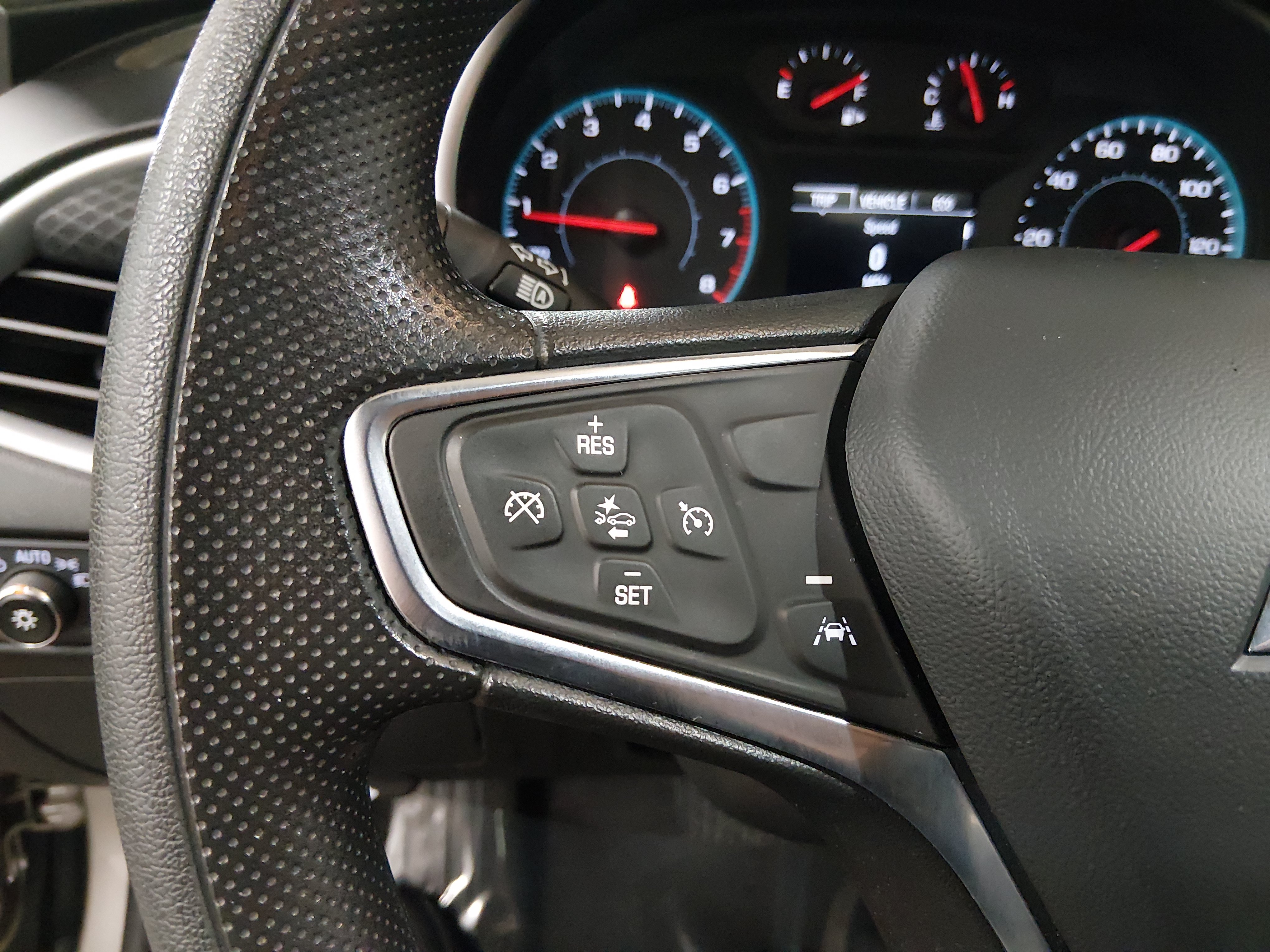 2024 Chevrolet Malibu 1LT - Photo 12