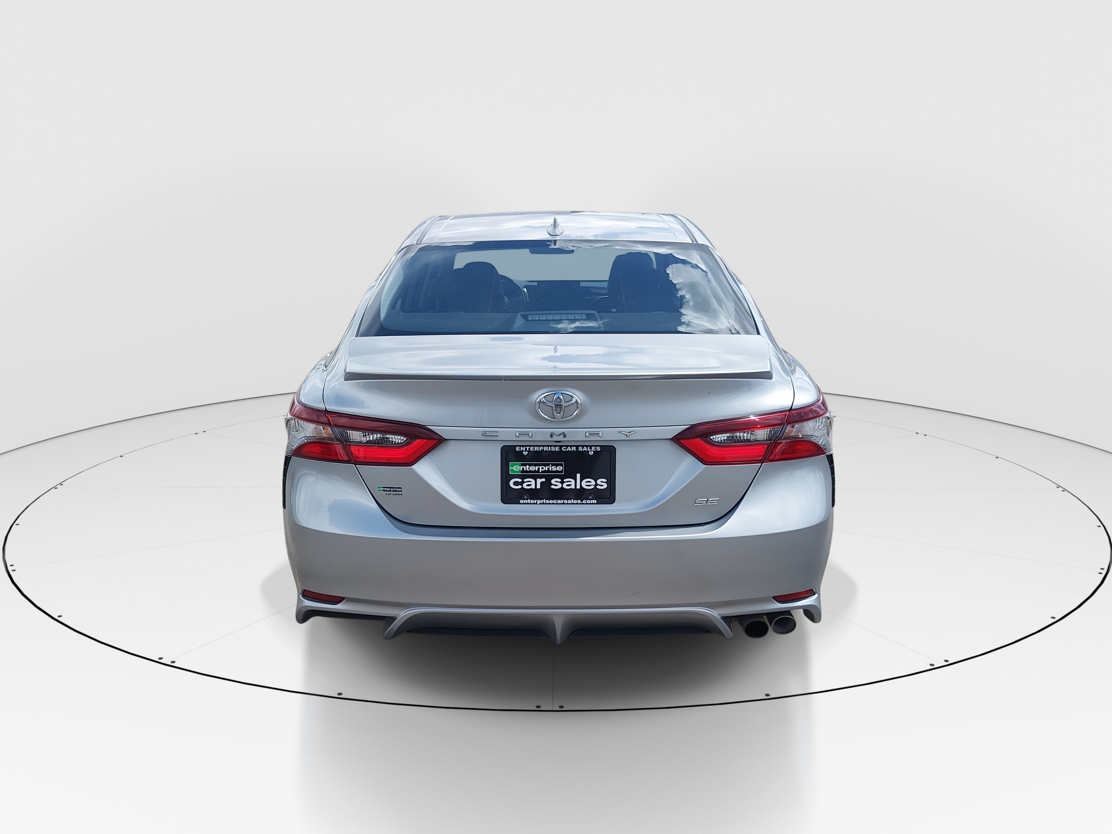 2024 Toyota Camry SE - Photo 6