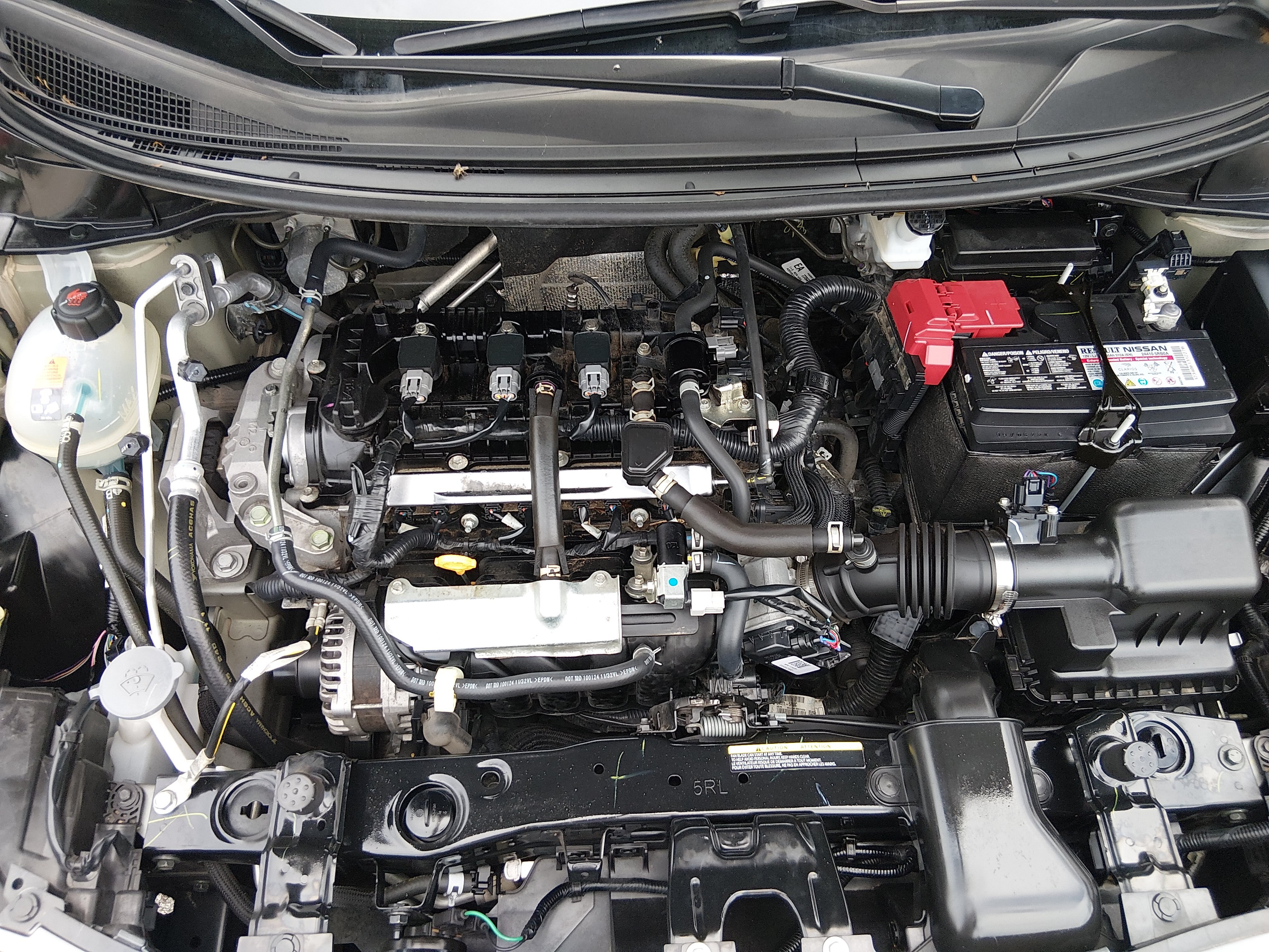 2024 Nissan Versa Sedan SV - Photo 9