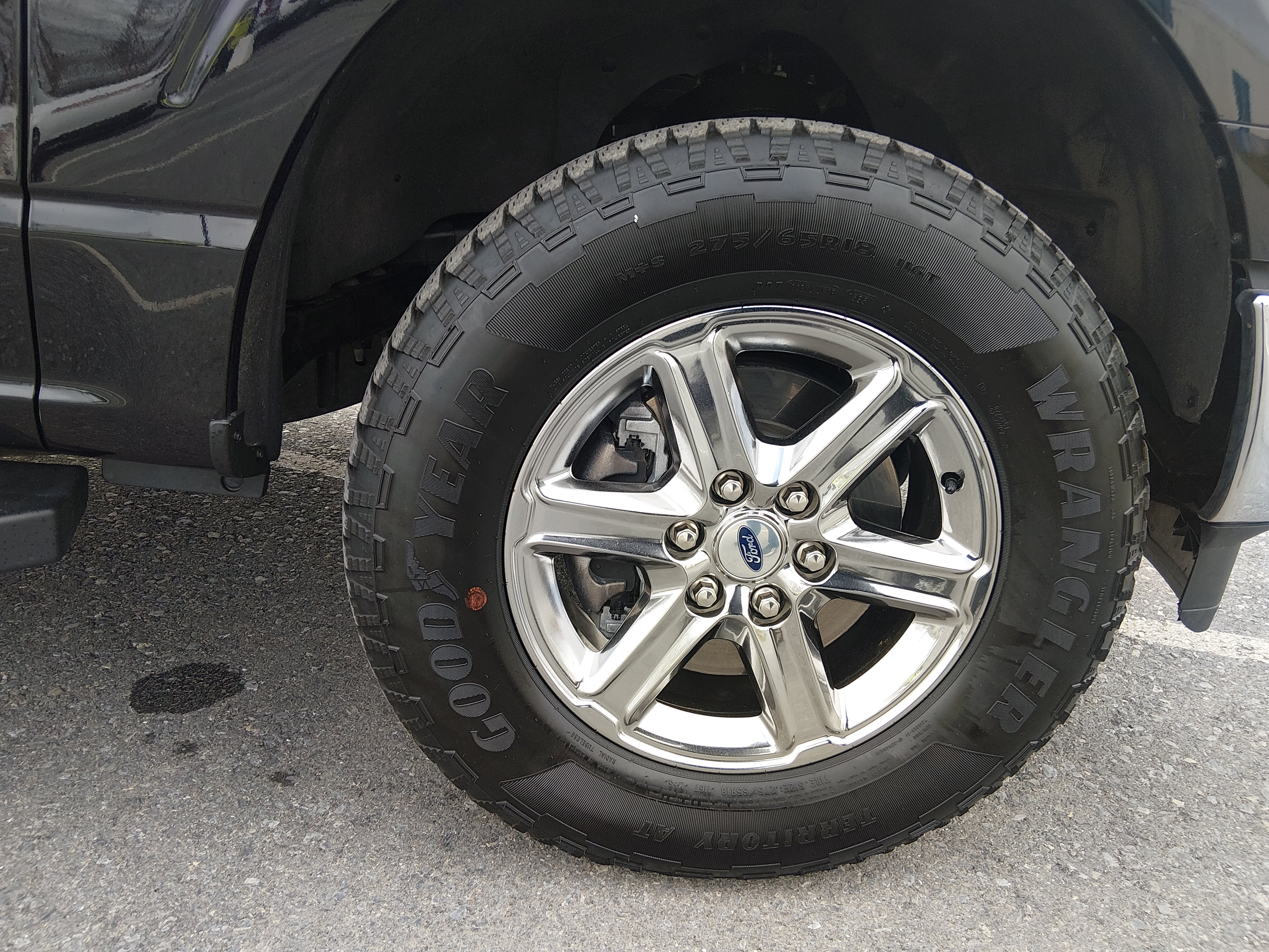 2025 Ford F-150 XLT - Photo 10