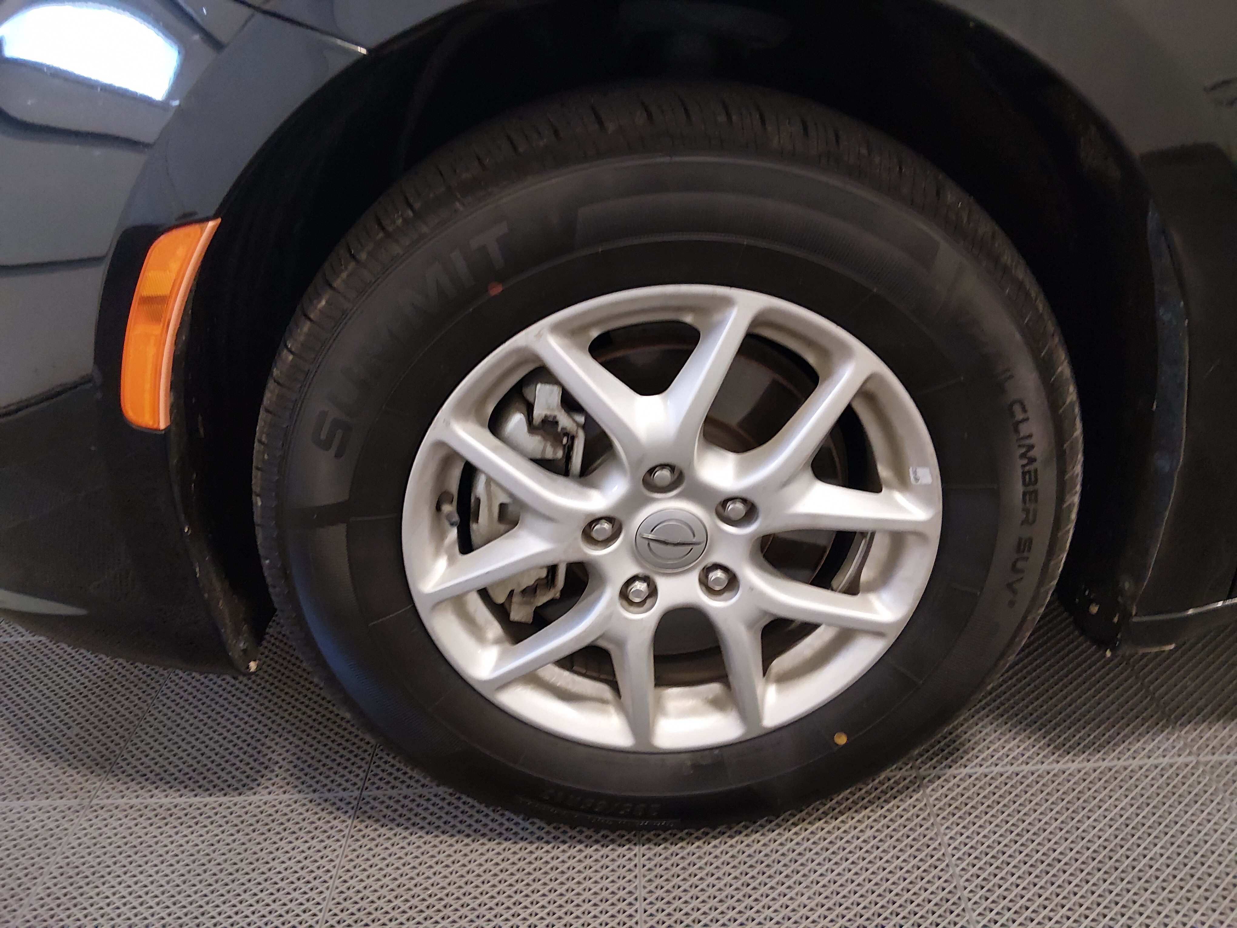 2024 Chrysler Pacifica Touring L - Photo 10