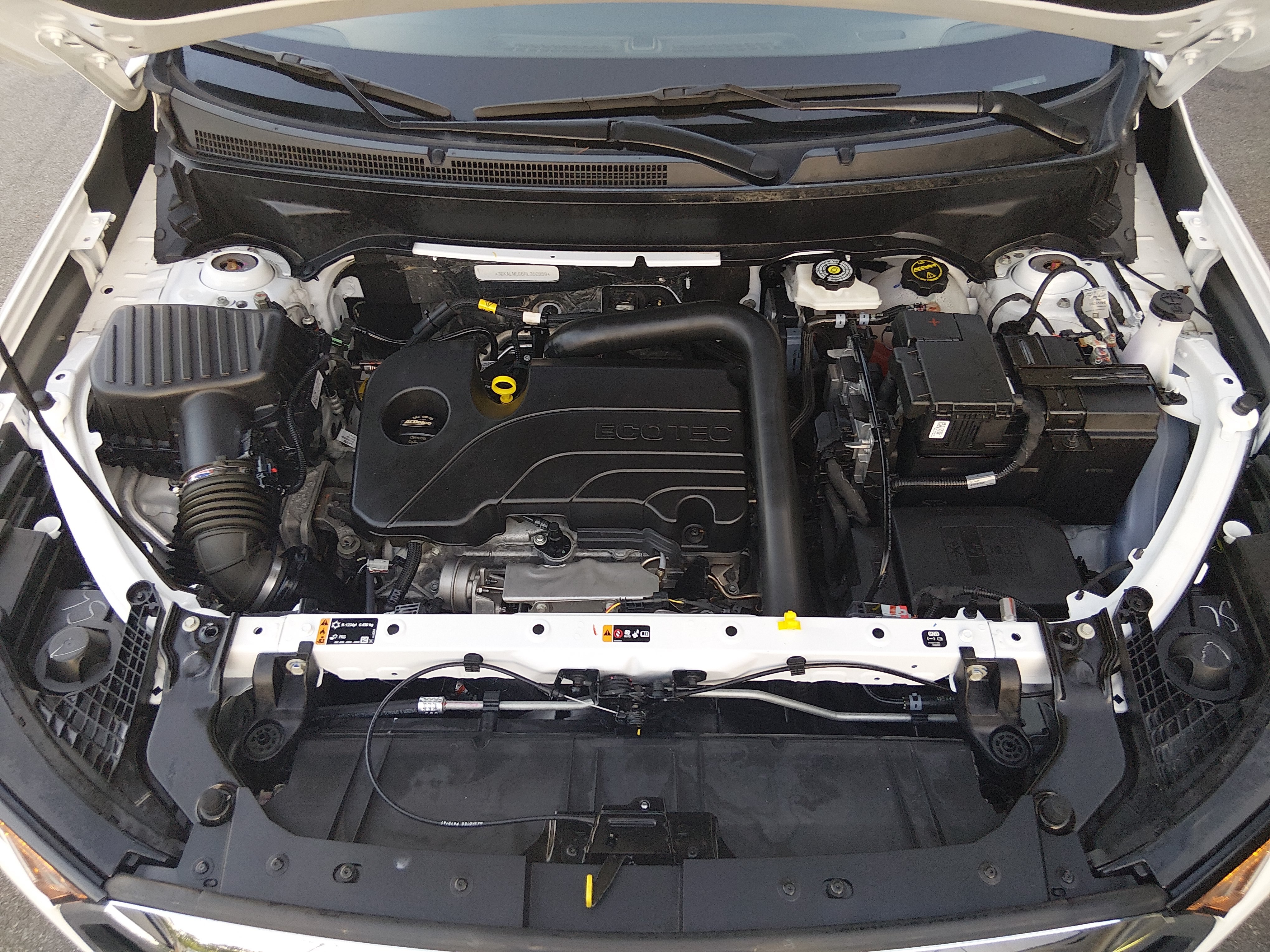 2024 GMC Terrain SLE - Photo 9