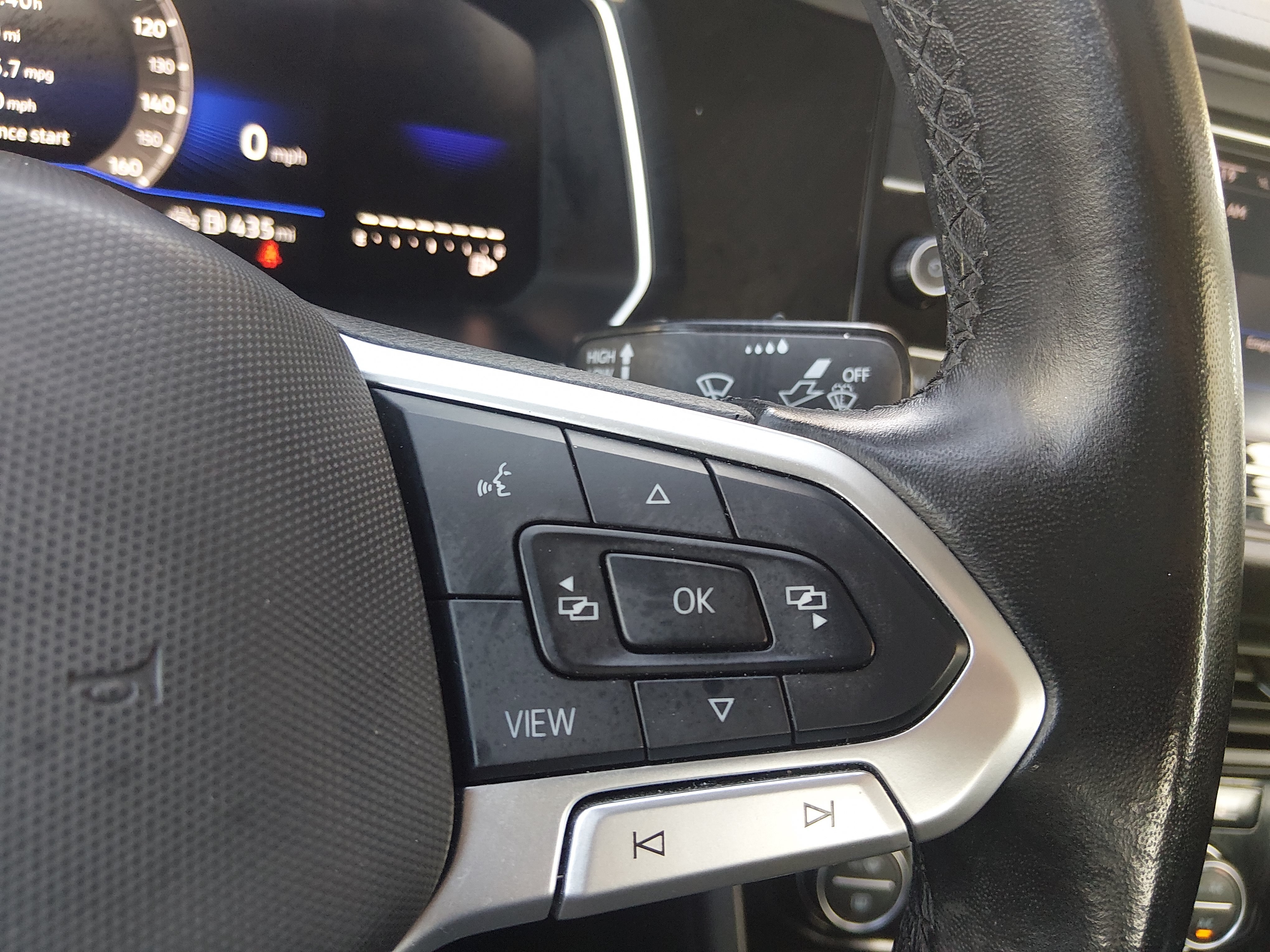 2024 Volkswagen Jetta SE - Photo 13