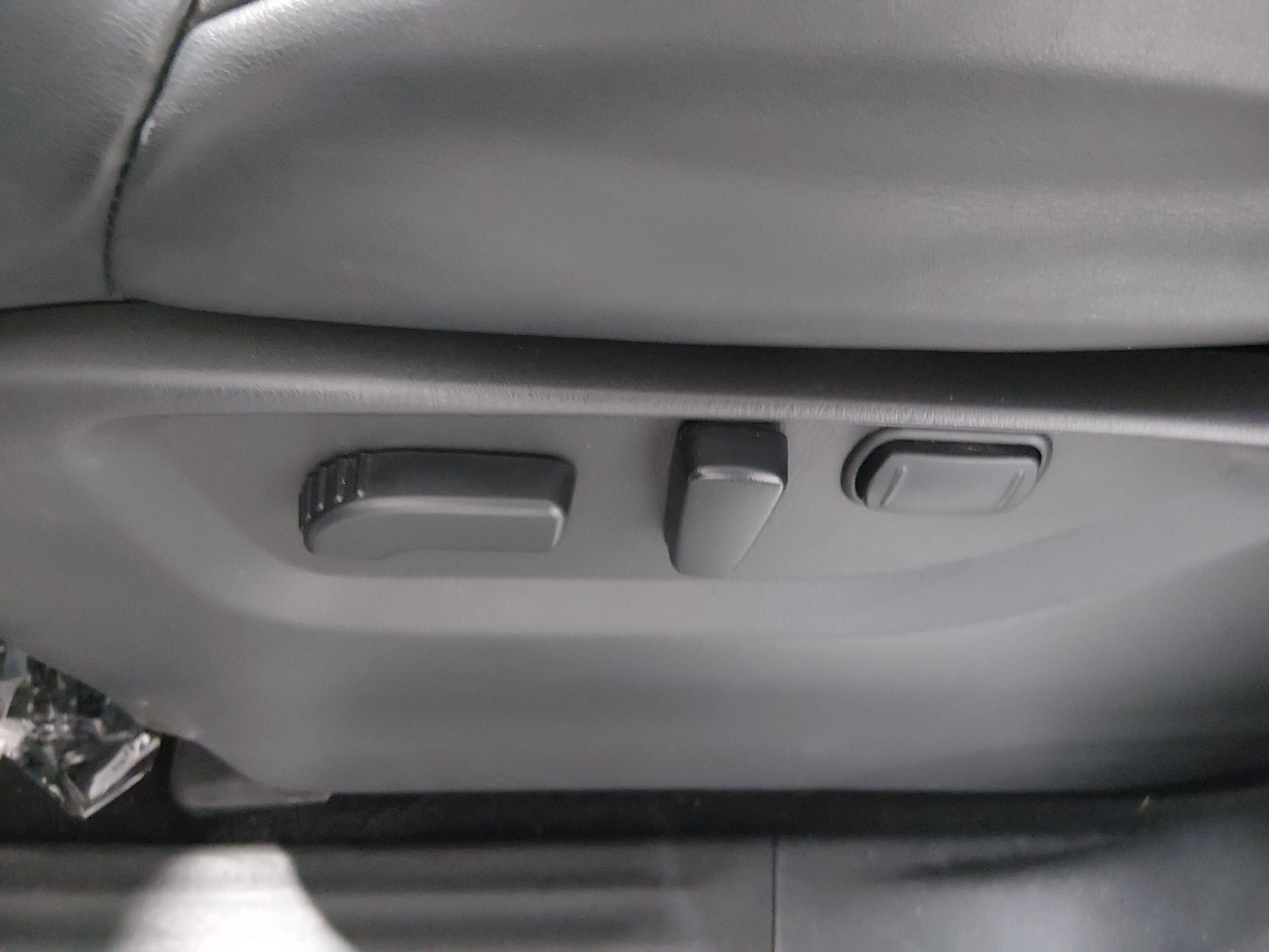 2024 Nissan Armada SV - Photo 23