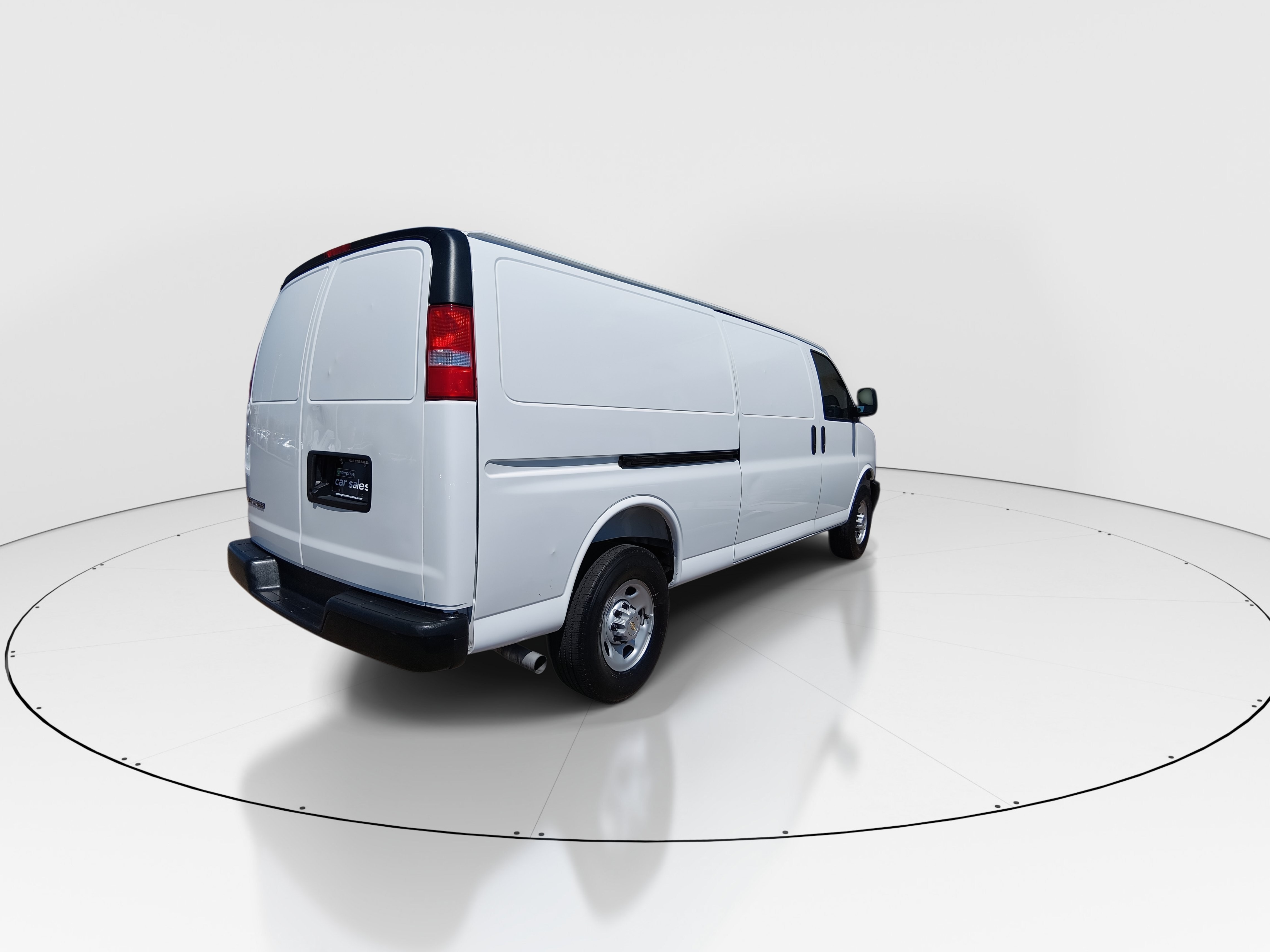 2025 Chevrolet Express Cargo Work Van - Photo 7